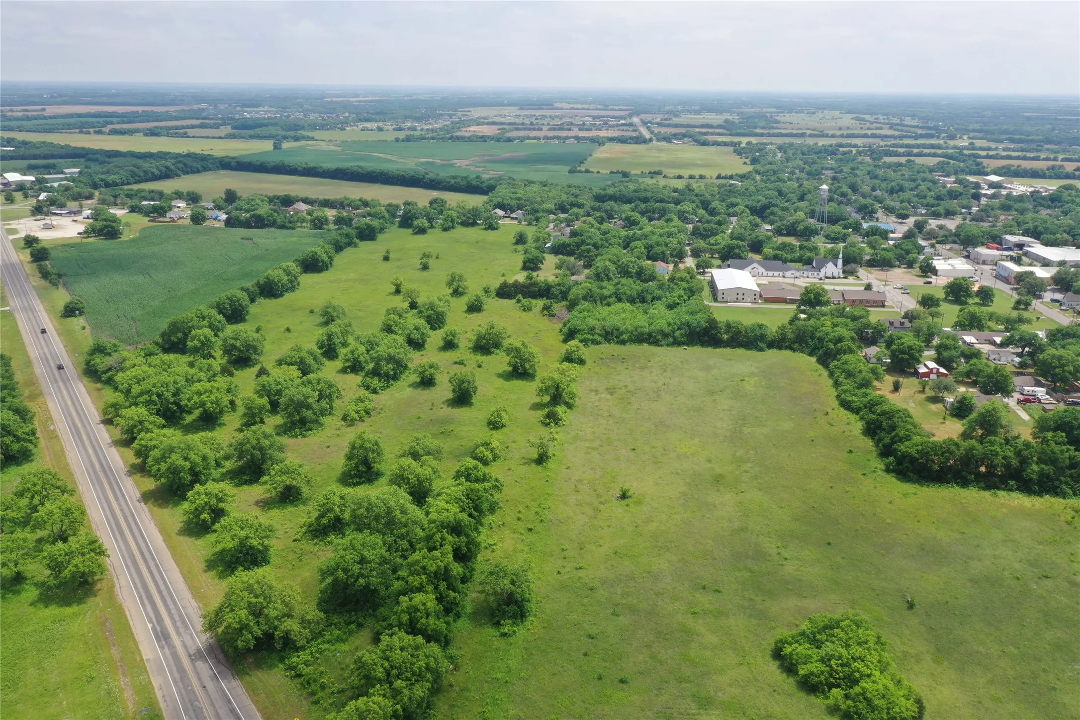 Unimproved Land For Sale in Fannin County , 29.366 AC South Side Hwy 69, Trenton, Texas 75490, 0, 0, Garage spaces, 0 Sqft, built in 0, Price $2,194,500, mls#20061557, Real Estate Agent in Trenton, Homes For Sale in Fannin county, Homes For Sale in Trenton, Realtor in Trenton Texas, Real Estate Brokerage Independent Realty Texas, Luminita Cordes Realtor