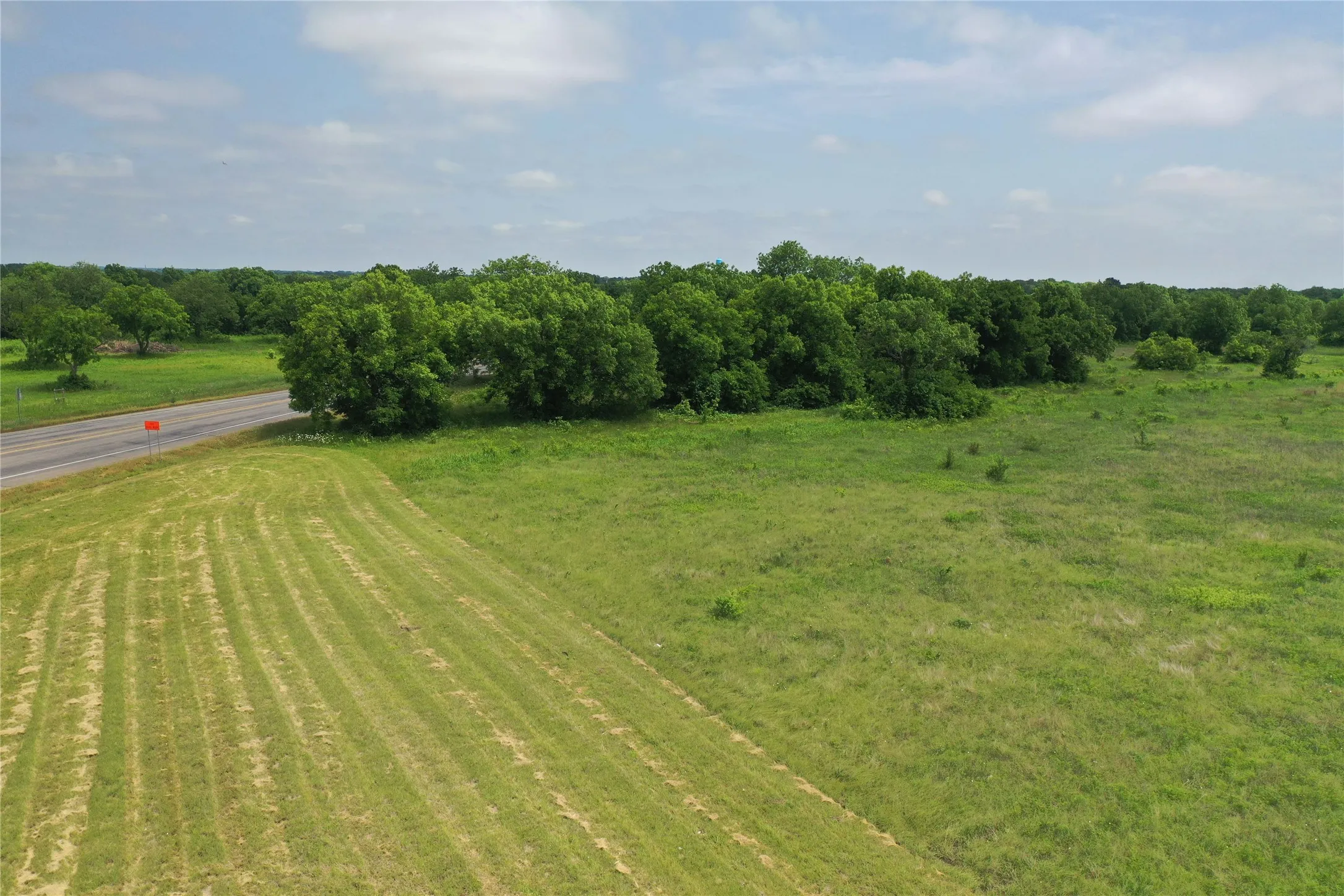 Unimproved Land For Sale in Fannin County , 29.366 AC South Side Hwy 69, Trenton, Texas 75490, 0, 0, Garage spaces, 0 Sqft, built in 0, Price $2,194,500, mls#20061557, Real Estate Agent in Trenton, Homes For Sale in Fannin county, Homes For Sale in Trenton, Realtor in Trenton Texas, Real Estate Brokerage Independent Realty Texas, Luminita Cordes Realtor