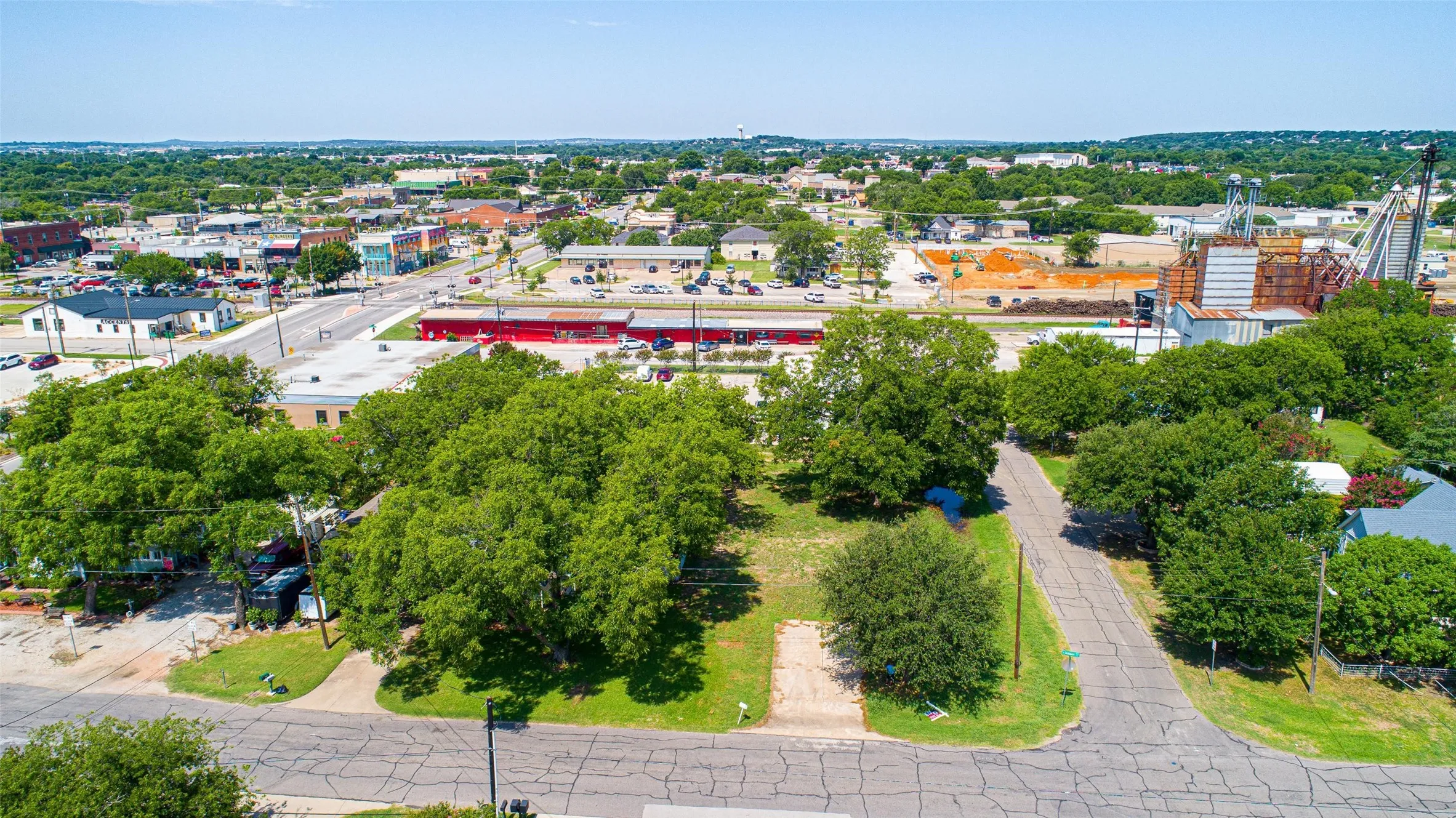 Business For Sale in Johnson County , 117 N Dobson Street, Burleson, Texas 76028, 0, 0, Garage spaces, 0 Sqft, built in 1940, mls#20084754, Real Estate Agent in Burleson, Homes For Sale in Johnson county, Homes For Sale in Burleson, Realtor in Burleson Texas, Real Estate Brokerage Independent Realty Texas, Luminita Cordes Realtor