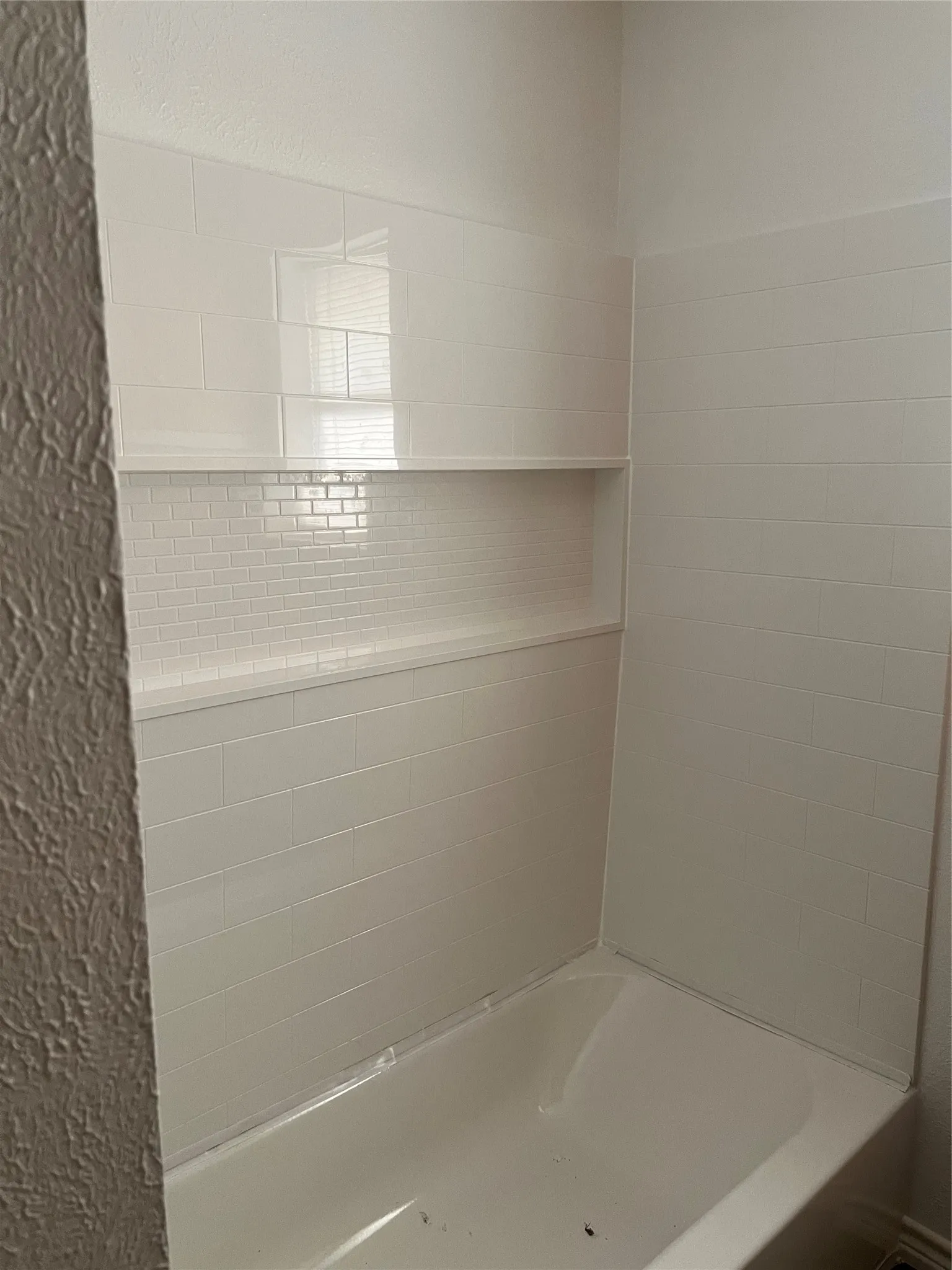 Single Family Residence For Sale in Montague County , 3433 Highway 81 N, Bowie, Texas 76230, 3 Bedroom, 3 Bathroom, Garage spaces, 3,095 Sqft, built in 1981, Preowned, mls#20100295, Real Estate Agent in Bowie, Homes For Sale in Montague county, Homes For Sale in Bowie, Realtor in Bowie Texas, Real Estate Brokerage Independent Realty Texas, Luminita Cordes Realtor