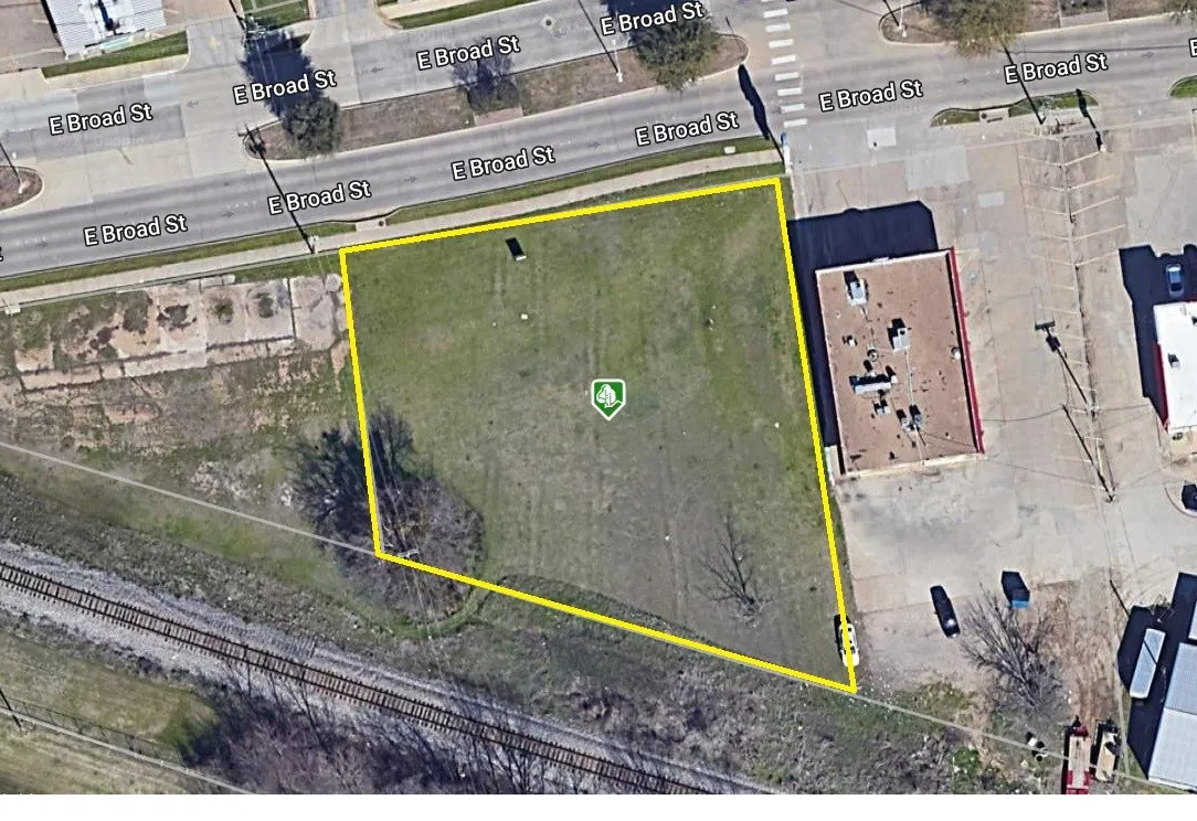 Unimproved Land For Sale in Tarrant County , 1010 E Broad Street, Mansfield, Texas 76063, 0, 0, Garage spaces, 0 Sqft, built in 0, Price $425,000, mls#20114918, Real Estate Agent in Mansfield, Homes For Sale in Tarrant county, Homes For Sale in Mansfield, Realtor in Mansfield Texas, Real Estate Brokerage Independent Realty Texas, Luminita Cordes Realtor
