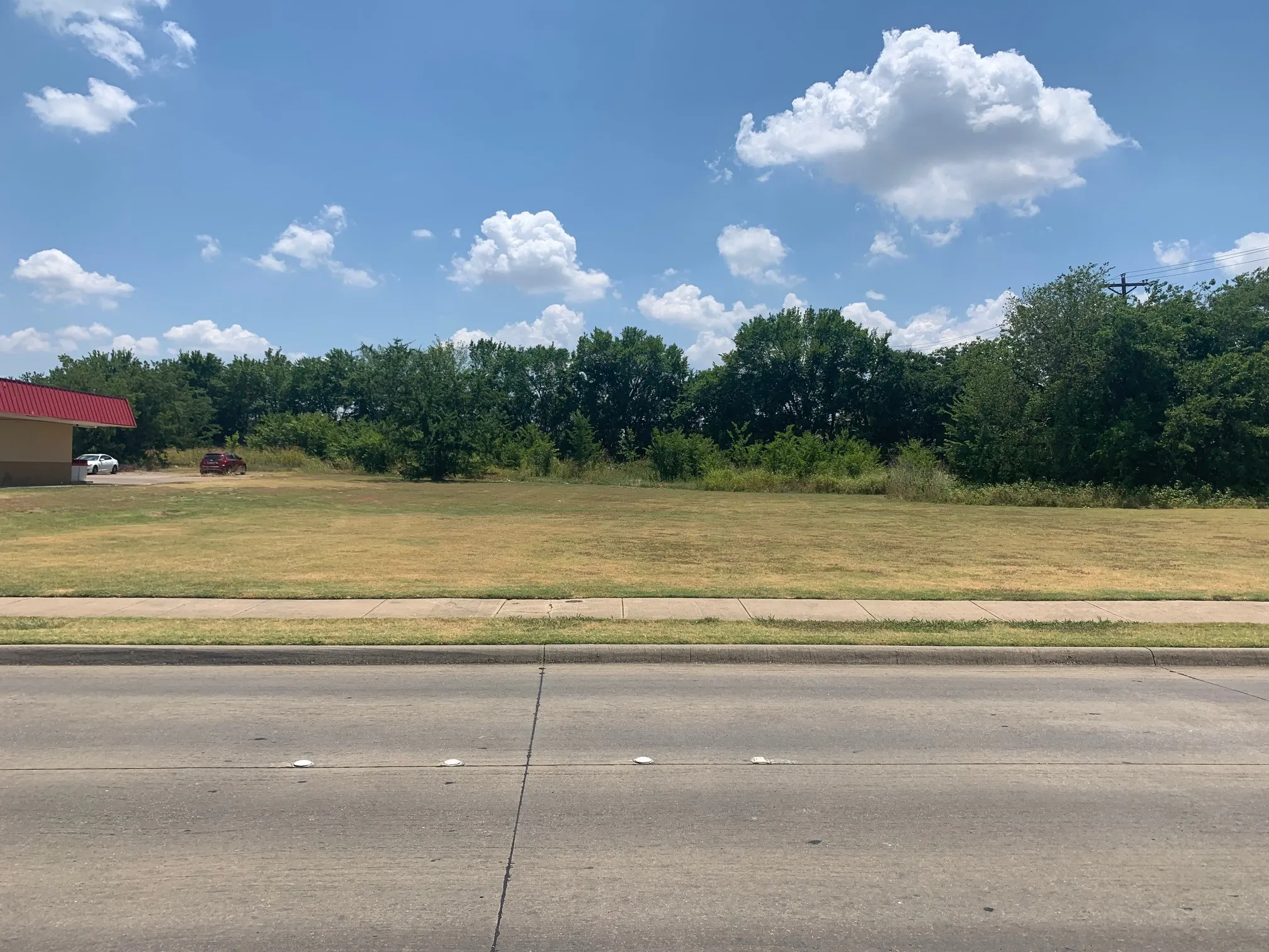 Unimproved Land For Sale in Tarrant County , 1010 E Broad Street, Mansfield, Texas 76063, 0, 0, Garage spaces, 0 Sqft, built in 0, Price $425,000, mls#20114918, Real Estate Agent in Mansfield, Homes For Sale in Tarrant county, Homes For Sale in Mansfield, Realtor in Mansfield Texas, Real Estate Brokerage Independent Realty Texas, Luminita Cordes Realtor