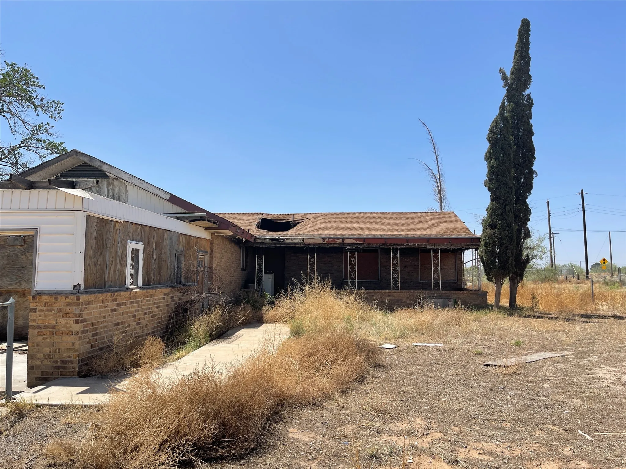 Unimproved Land For Sale in Ector County , 1804 N Redondo Avenue, Odessa, Texas 79763, 0, 0, Garage spaces, 0 Sqft, built in 1960, Preowned, Price $334,000, mls#20140107, Real Estate Agent in Odessa, Homes For Sale in Ector county, Homes For Sale in Odessa, Realtor in Odessa Texas, Real Estate Brokerage Independent Realty Texas, Luminita Cordes Realtor