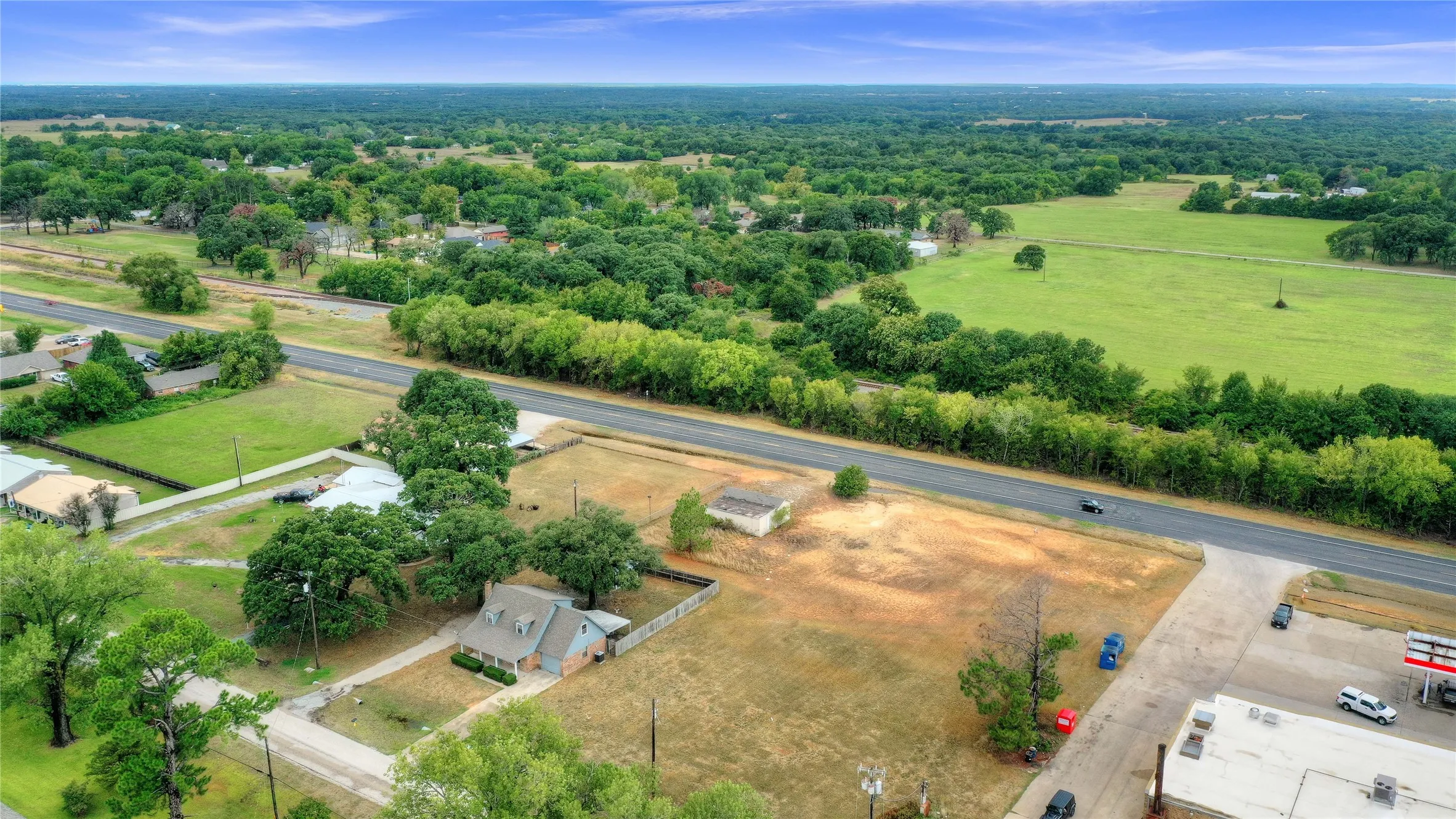 Unimproved Land For Sale in Grayson County , TBD N Main Street, Collinsville, Texas 76233, 0, 0, Garage spaces, 0 Sqft, built in 0, Price $400,000, mls#20153684, Real Estate Agent in Collinsville, Homes For Sale in Grayson county, Homes For Sale in Collinsville, Realtor in Collinsville Texas, Real Estate Brokerage Independent Realty Texas, Luminita Cordes Realtor
