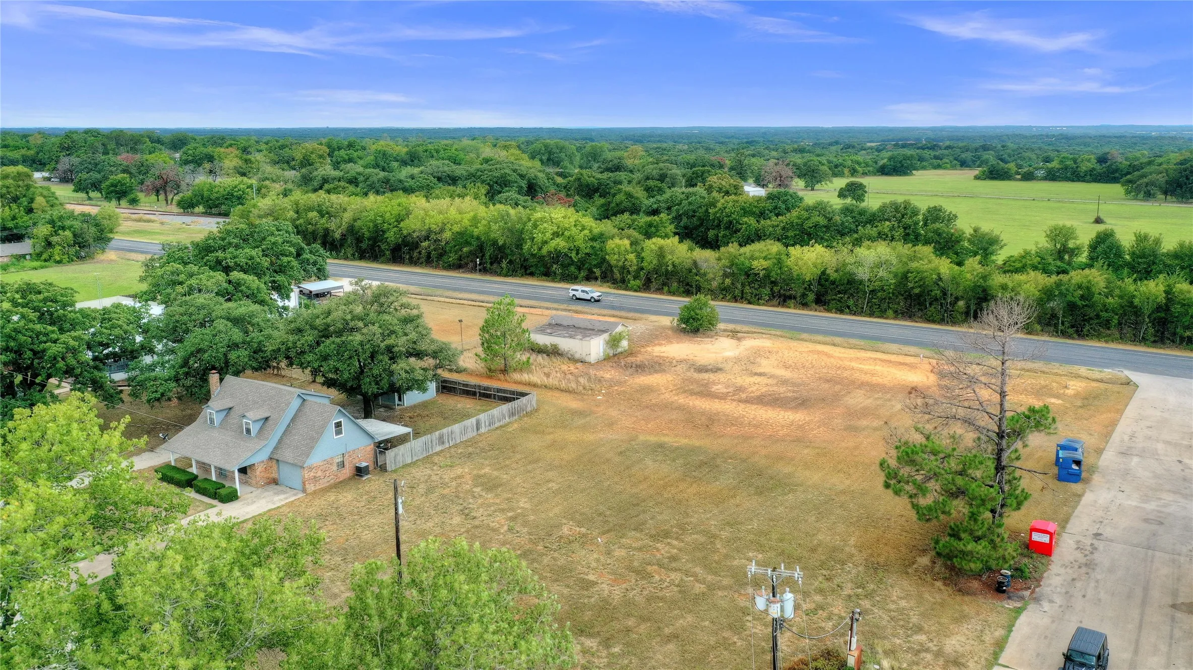 Unimproved Land For Sale in Grayson County , TBD N Main Street, Collinsville, Texas 76233, 0, 0, Garage spaces, 0 Sqft, built in 0, Price $400,000, mls#20153684, Real Estate Agent in Collinsville, Homes For Sale in Grayson county, Homes For Sale in Collinsville, Realtor in Collinsville Texas, Real Estate Brokerage Independent Realty Texas, Luminita Cordes Realtor
