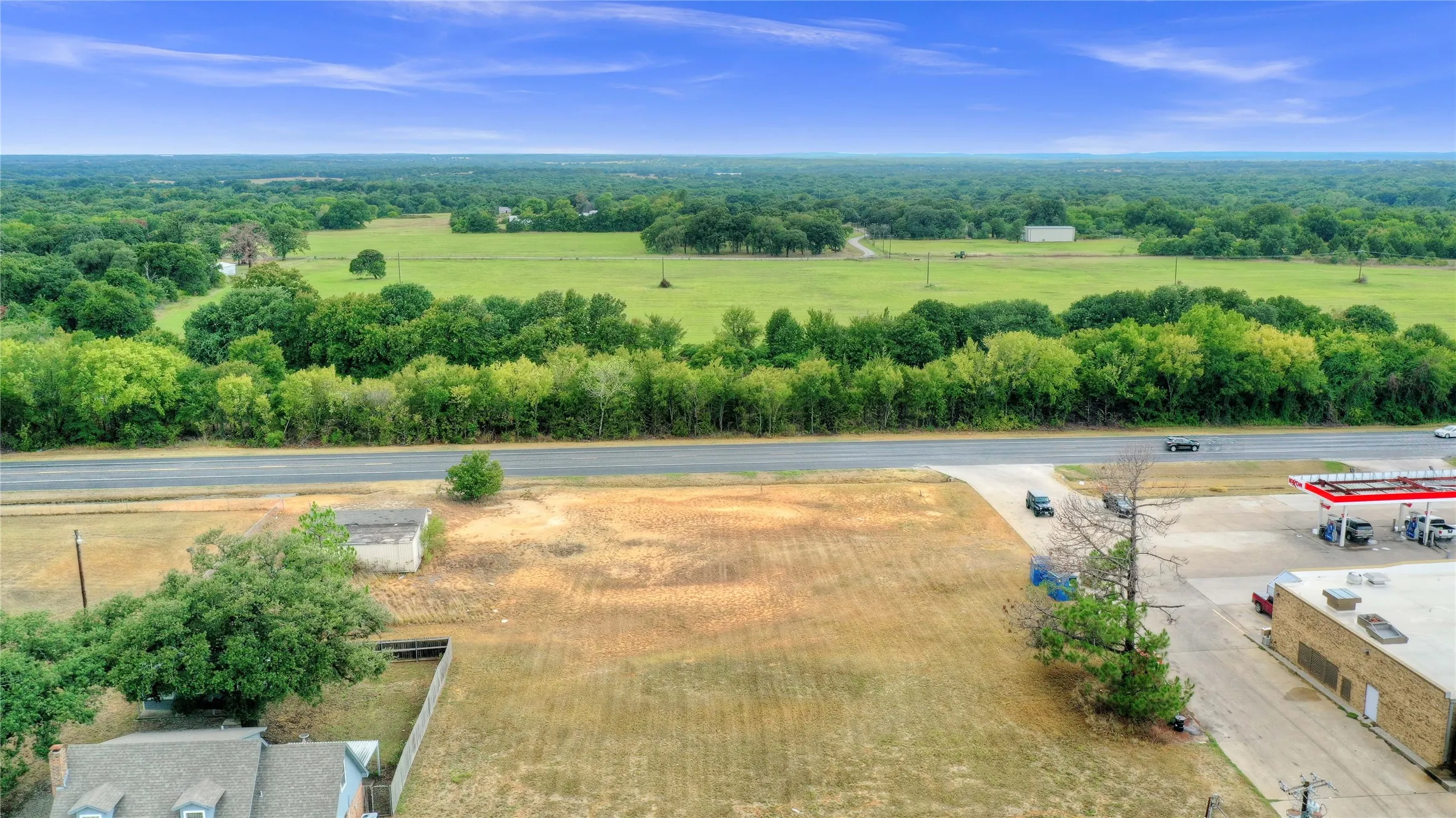 Unimproved Land For Sale in Grayson County , TBD N Main Street, Collinsville, Texas 76233, 0, 0, Garage spaces, 0 Sqft, built in 0, Price $400,000, mls#20153684, Real Estate Agent in Collinsville, Homes For Sale in Grayson county, Homes For Sale in Collinsville, Realtor in Collinsville Texas, Real Estate Brokerage Independent Realty Texas, Luminita Cordes Realtor
