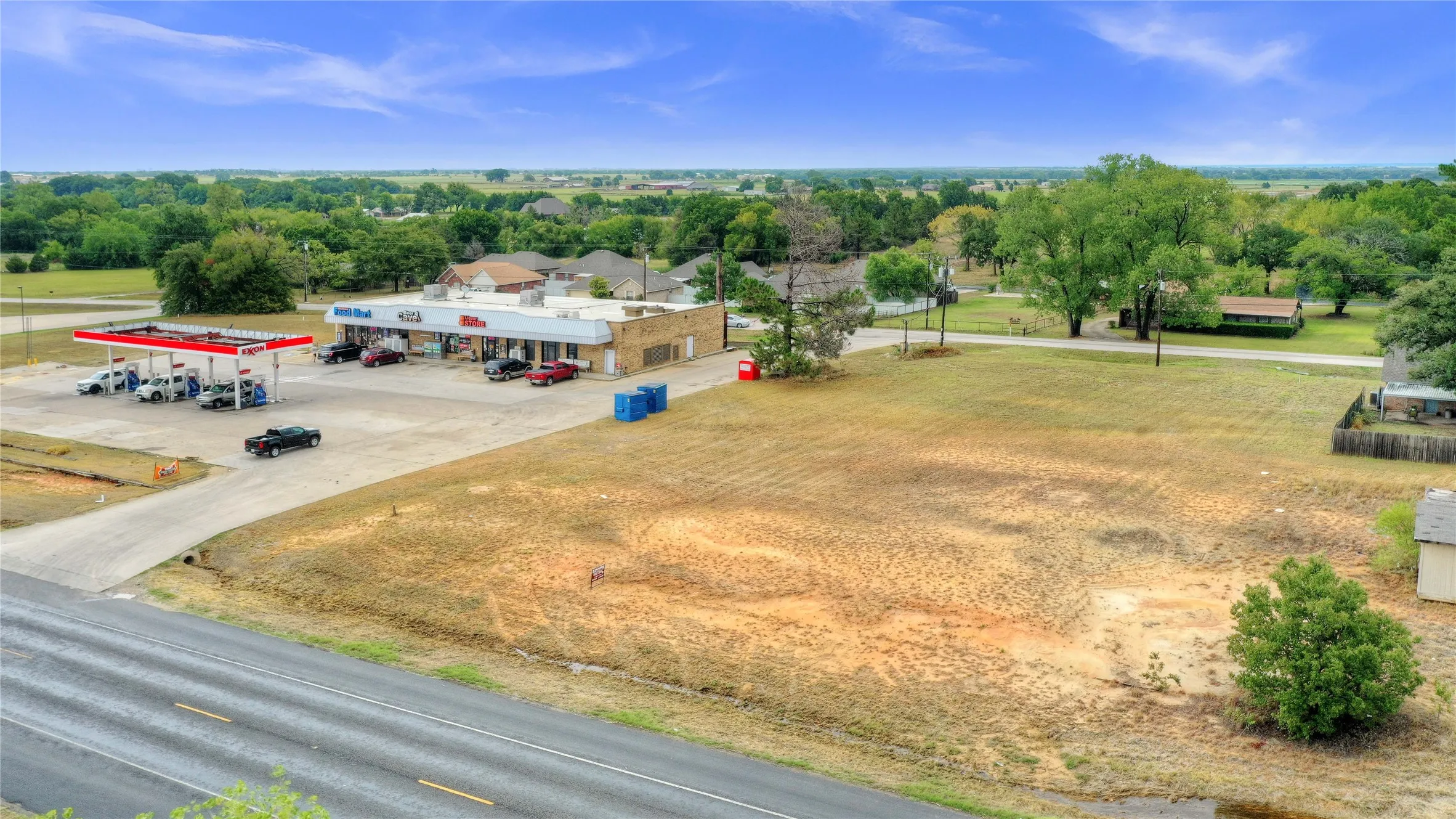 Unimproved Land For Sale in Grayson County , TBD N Main Street, Collinsville, Texas 76233, 0, 0, Garage spaces, 0 Sqft, built in 0, Price $400,000, mls#20153684, Real Estate Agent in Collinsville, Homes For Sale in Grayson county, Homes For Sale in Collinsville, Realtor in Collinsville Texas, Real Estate Brokerage Independent Realty Texas, Luminita Cordes Realtor