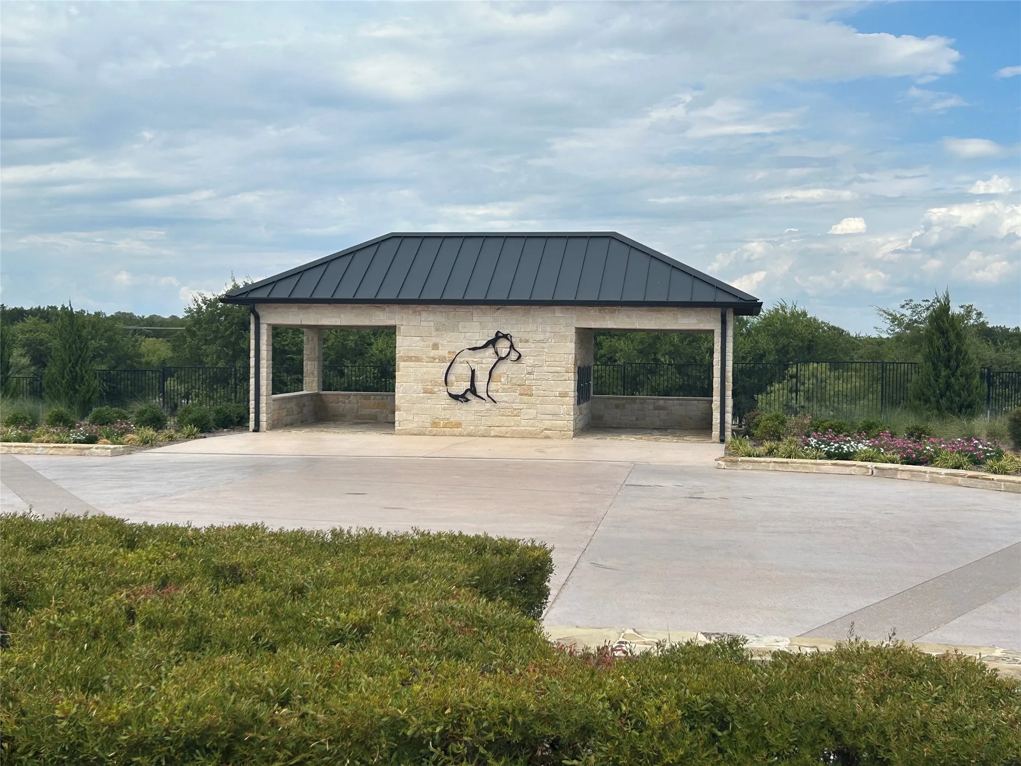 Mailbox pavilion