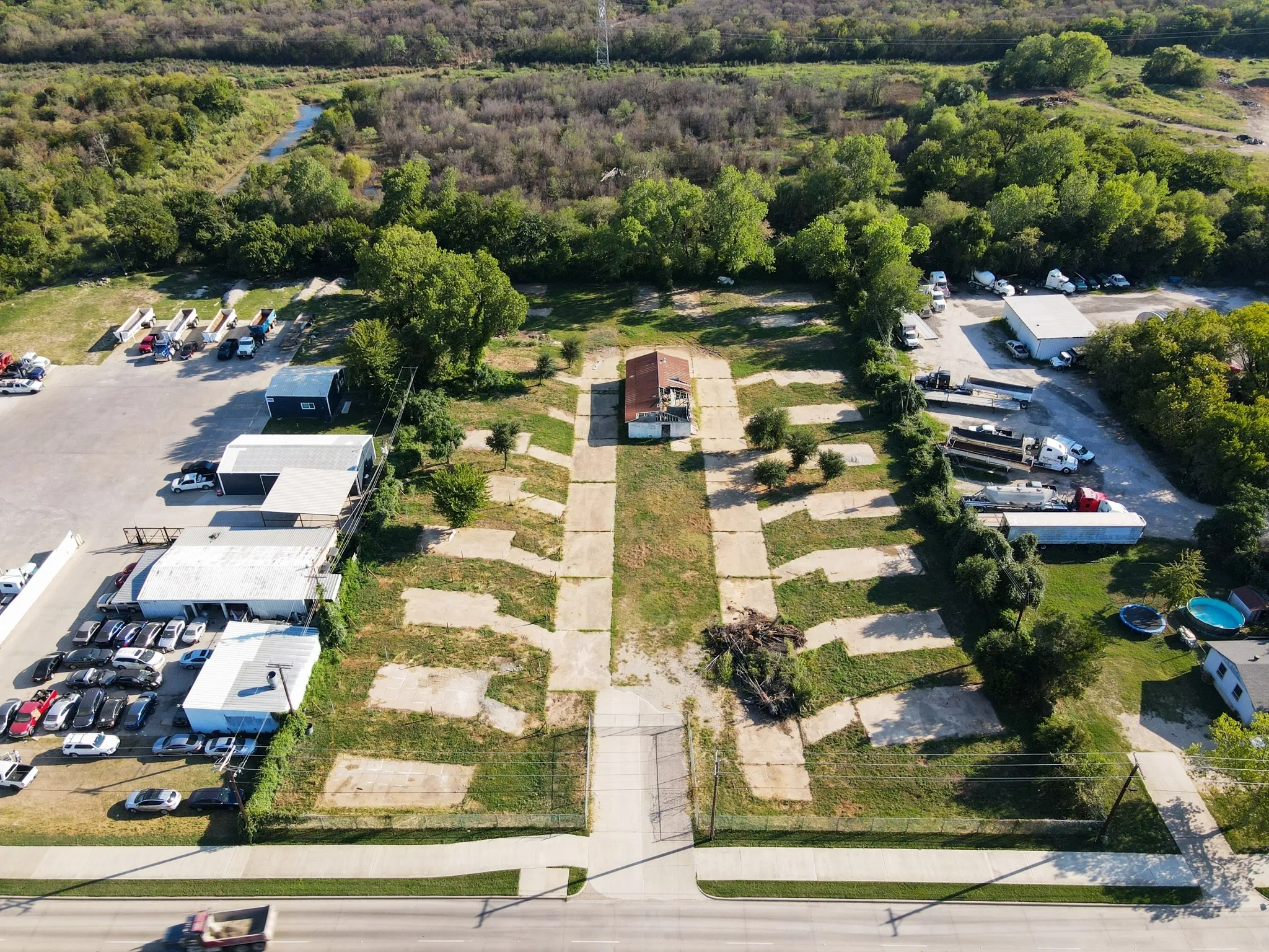 Unimproved Land For Sale in Dallas County , 2625 W Hunter Ferrell Road, Grand Prairie, Texas 75050, 0, 0, Garage spaces, 0 Sqft, built in 1960, mls#20168513, Real Estate Agent in Grand Prairie, Homes For Sale in Dallas county, Homes For Sale in Grand Prairie, Realtor in Grand Prairie Texas, Real Estate Brokerage Independent Realty Texas, Luminita Cordes Realtor