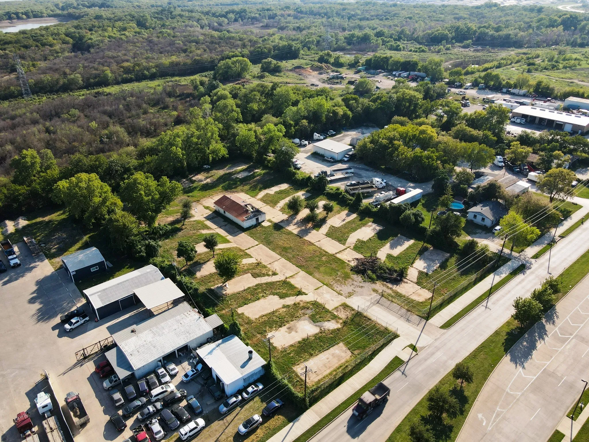 Unimproved Land For Sale in Dallas County , 2625 W Hunter Ferrell Road, Grand Prairie, Texas 75050, 0, 0, Garage spaces, 0 Sqft, built in 1960, mls#20168513, Real Estate Agent in Grand Prairie, Homes For Sale in Dallas county, Homes For Sale in Grand Prairie, Realtor in Grand Prairie Texas, Real Estate Brokerage Independent Realty Texas, Luminita Cordes Realtor