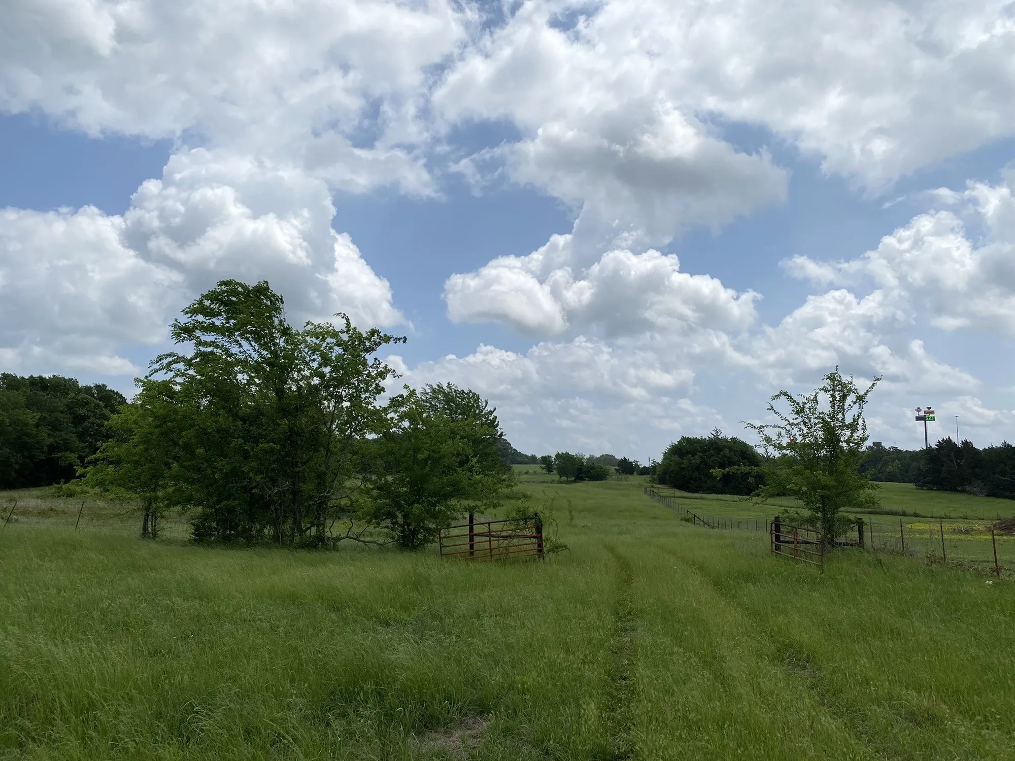 Unimproved Land For Sale in Van Zandt County , 3402 I-20 N, Van, Texas 75760, 0, 0, Garage spaces, 0 Sqft, built in 0, mls#20187882, Real Estate Agent in Van, Homes For Sale in Van Zandt county, Homes For Sale in Van, Realtor in Van Texas, Real Estate Brokerage Independent Realty Texas, Luminita Cordes Realtor