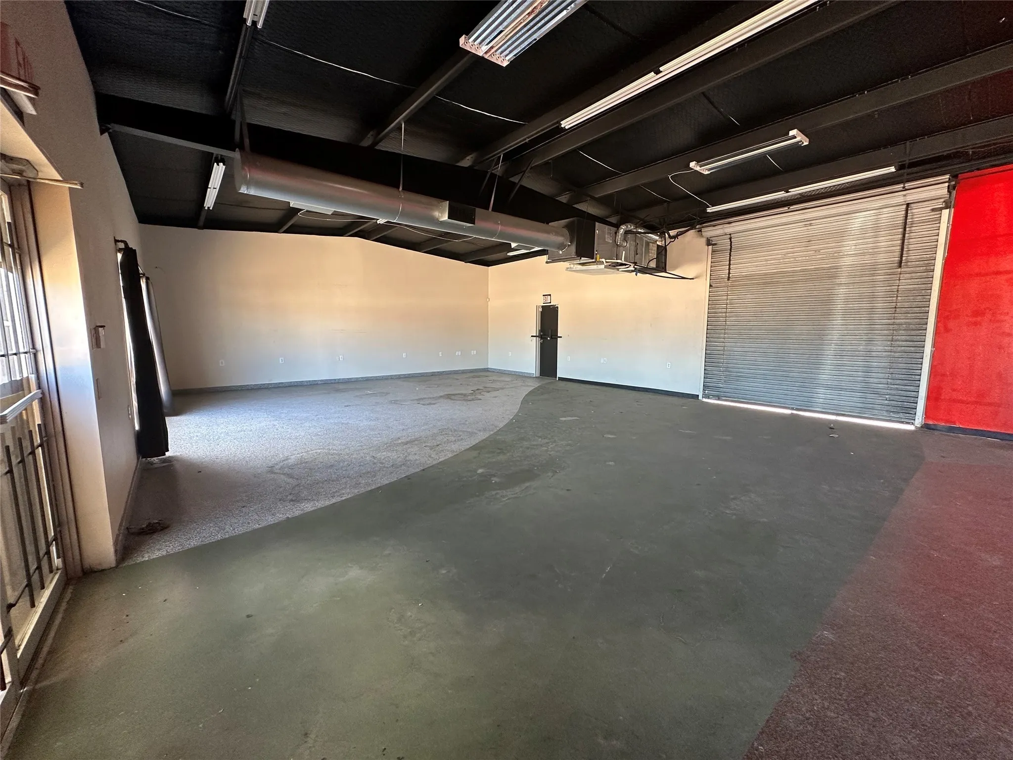 Business For Rent in Dallas County , 710 E Interstate 30 B, Garland, Texas 75043, 0, 0, Garage spaces, 0 Sqft, built in 1982, Preowned, mls#20188763, Real Estate Agent in Garland, Homes For Rent in Dallas county, Homes For Rent in Garland, Realtor in Garland Texas, Real Estate Brokerage Independent Realty Texas, Luminita Cordes Realtor