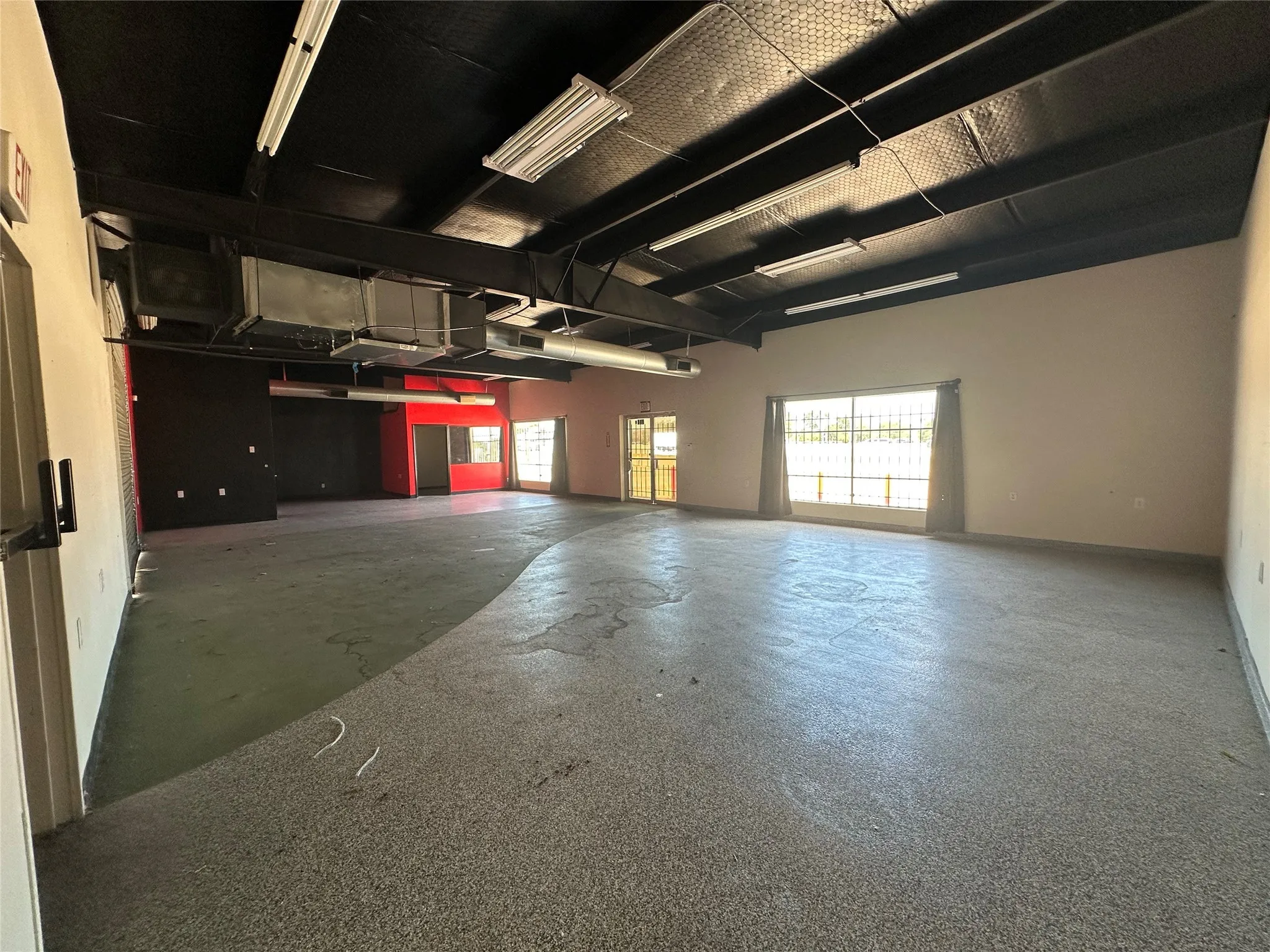 Business For Rent in Dallas County , 710 E Interstate 30 B, Garland, Texas 75043, 0, 0, Garage spaces, 0 Sqft, built in 1982, Preowned, mls#20188763, Real Estate Agent in Garland, Homes For Rent in Dallas county, Homes For Rent in Garland, Realtor in Garland Texas, Real Estate Brokerage Independent Realty Texas, Luminita Cordes Realtor