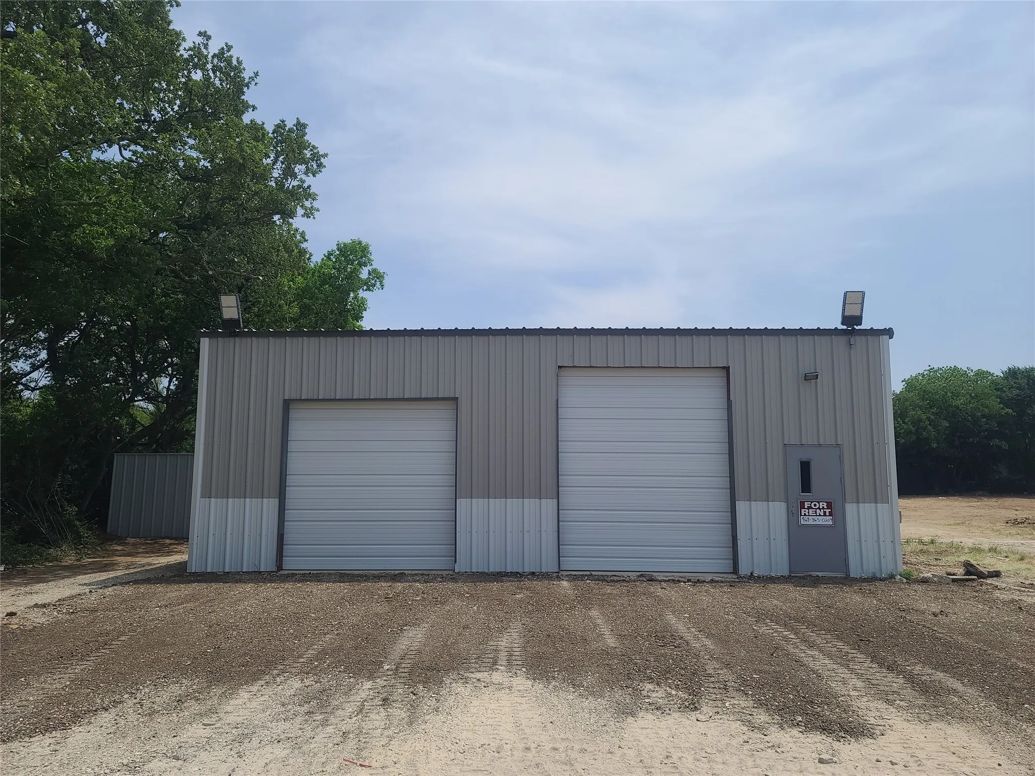 Unimproved Land For Sale in Denton County , 870 N Mayhill Road, Denton, Texas 76208, 0, 0, Garage spaces, 0 Sqft, built in 2009, Preowned, Price $1,750,000, mls#20242899, Real Estate Agent in Denton, Homes For Sale in Denton county, Homes For Sale in Denton, Realtor in Denton Texas, Real Estate Brokerage Independent Realty Texas, Luminita Cordes Realtor