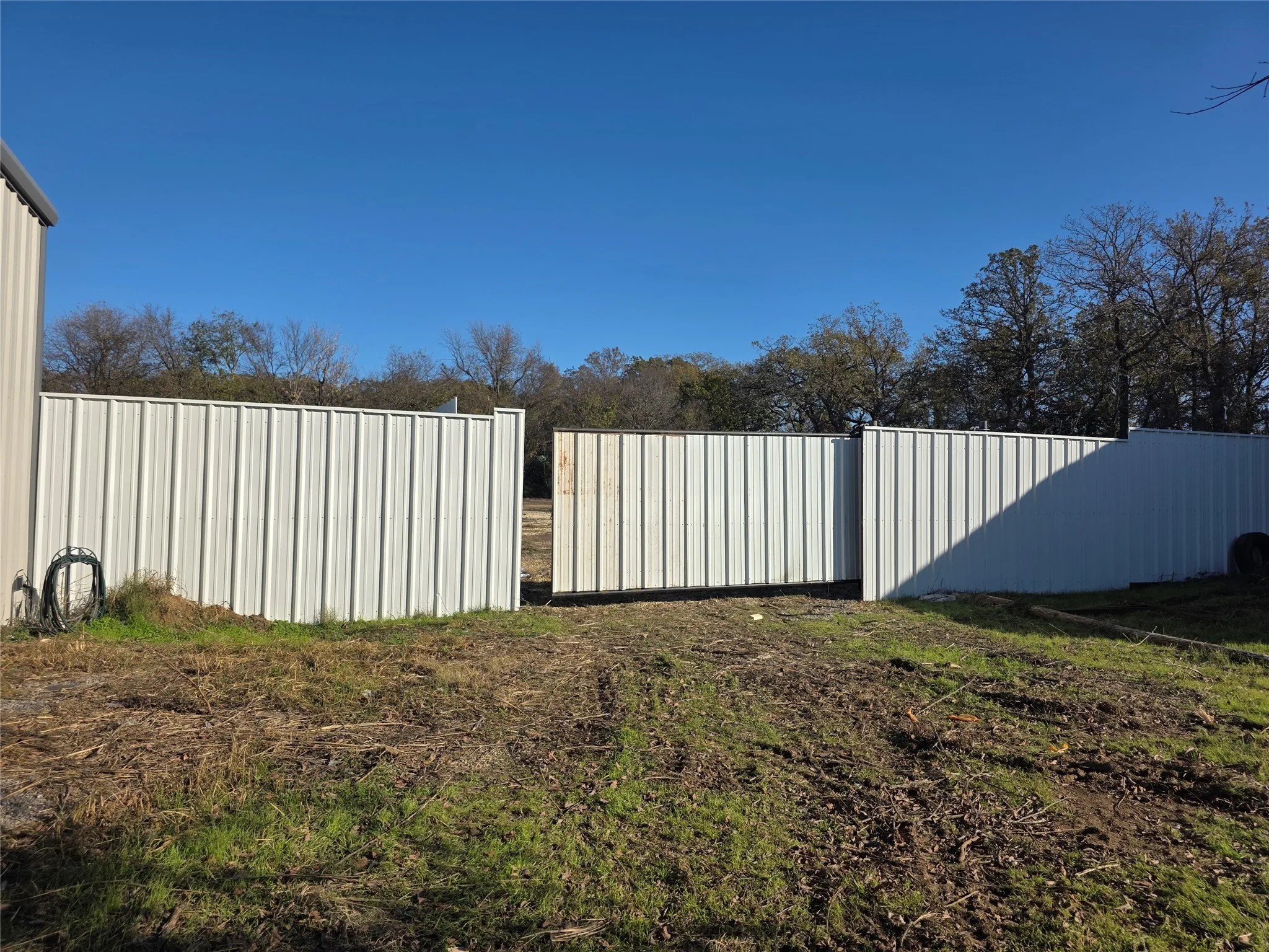 Unimproved Land For Sale in Denton County , 870 N Mayhill Road, Denton, Texas 76208, 0, 0, Garage spaces, 0 Sqft, built in 2009, Preowned, Price $1,750,000, mls#20242899, Real Estate Agent in Denton, Homes For Sale in Denton county, Homes For Sale in Denton, Realtor in Denton Texas, Real Estate Brokerage Independent Realty Texas, Luminita Cordes Realtor