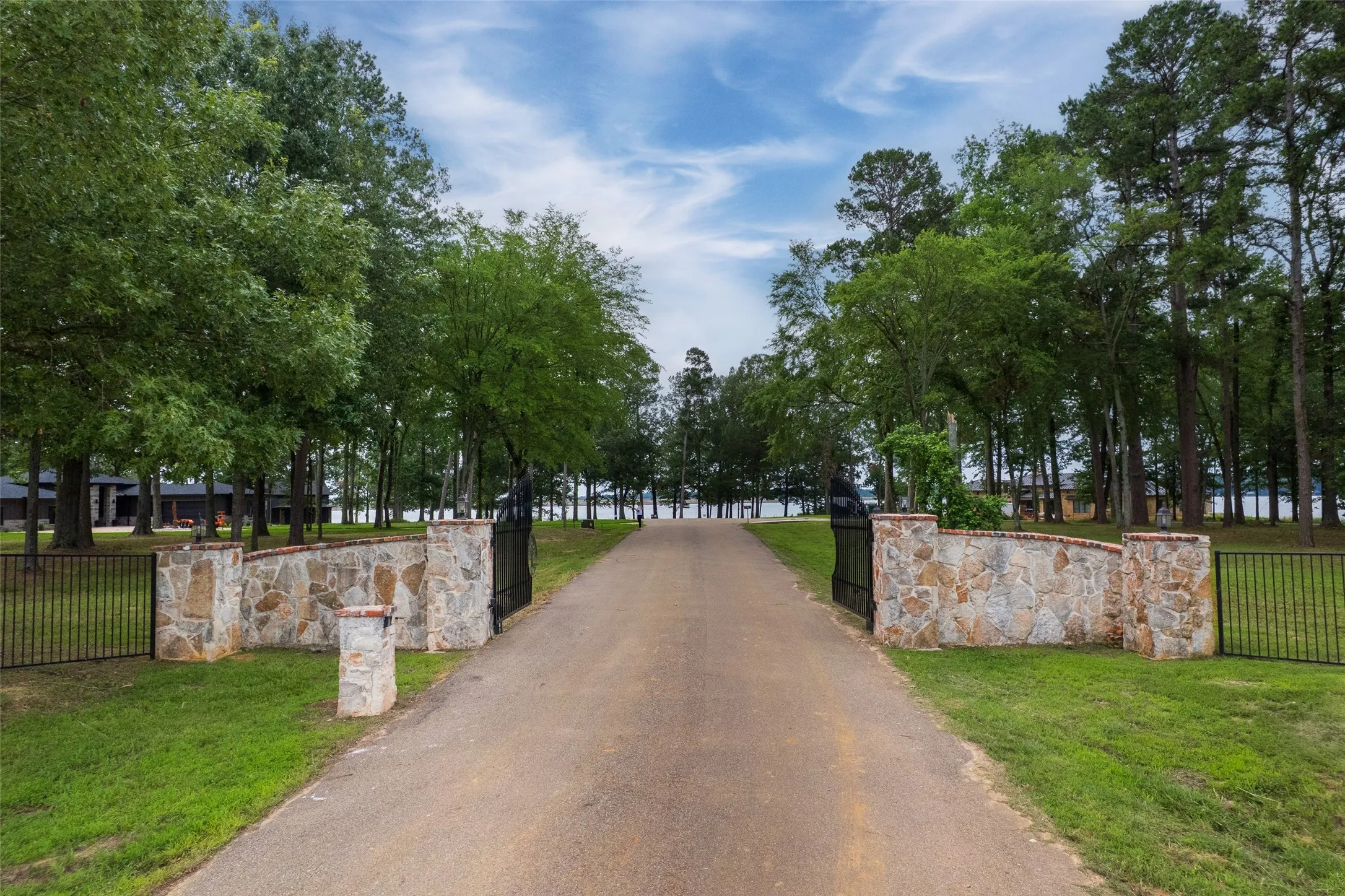 Unimproved Land For Sale in Franklin (TX) County , Lot 10 Eagles Nest Circle, Mount Vernon, Texas 75457, 0, 0, Garage spaces, 0 Sqft, built in 0, Price $400,000, mls#20245073, Real Estate Agent in Mount Vernon, Homes For Sale in Franklin (TX) county, Homes For Sale in Mount Vernon, Realtor in Mount Vernon Texas, Real Estate Brokerage Independent Realty Texas, Luminita Cordes Realtor