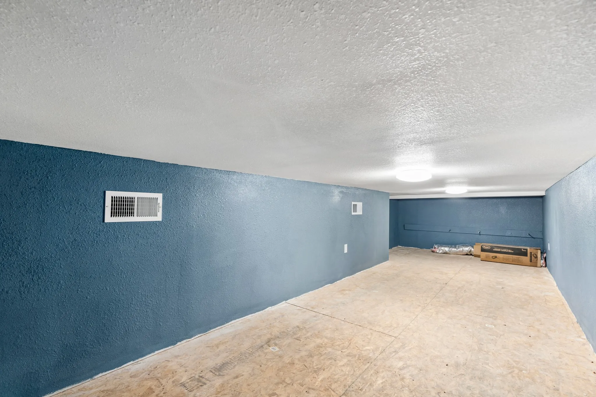 Retail For Sale in Hill County , 103 W Main St, Itasca, Texas 76055, 0, 0, Garage spaces, 0 Sqft, built in 1920, Price $160,000, mls#20262590, Real Estate Agent in Itasca, Homes For Sale in Hill county, Homes For Sale in Itasca, Realtor in Itasca Texas, Real Estate Brokerage Independent Realty Texas, Luminita Cordes Realtor
