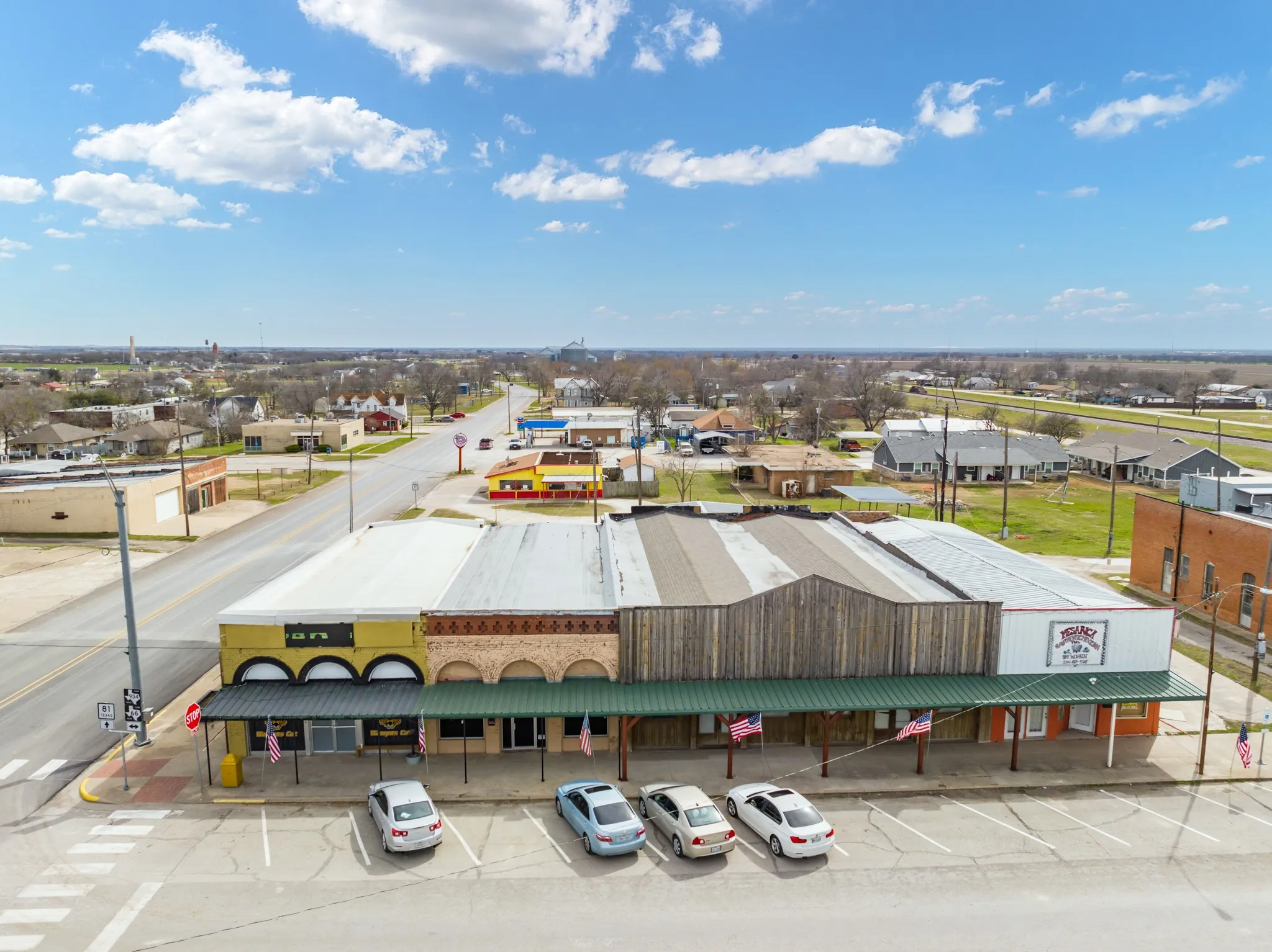 Retail For Sale in Hill County , 103 W Main St, Itasca, Texas 76055, 0, 0, Garage spaces, 0 Sqft, built in 1920, Price $160,000, mls#20262590, Real Estate Agent in Itasca, Homes For Sale in Hill county, Homes For Sale in Itasca, Realtor in Itasca Texas, Real Estate Brokerage Independent Realty Texas, Luminita Cordes Realtor