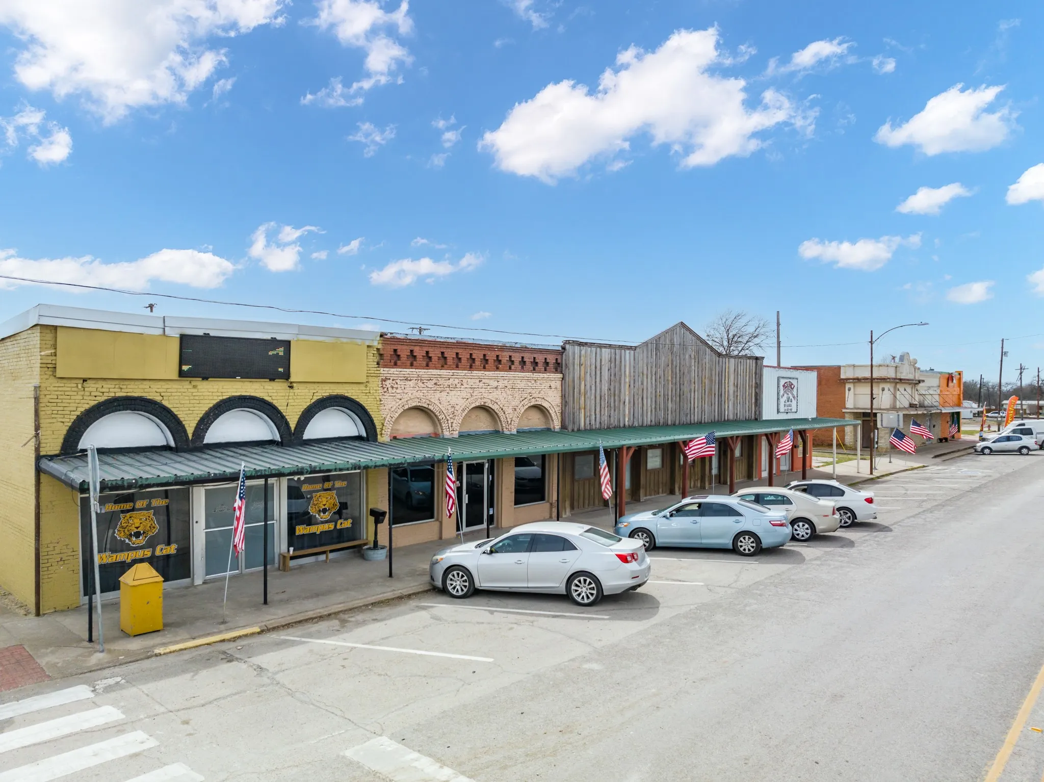 Retail For Sale in Hill County , 103 W Main St, Itasca, Texas 76055, 0, 0, Garage spaces, 0 Sqft, built in 1920, Price $160,000, mls#20262590, Real Estate Agent in Itasca, Homes For Sale in Hill county, Homes For Sale in Itasca, Realtor in Itasca Texas, Real Estate Brokerage Independent Realty Texas, Luminita Cordes Realtor