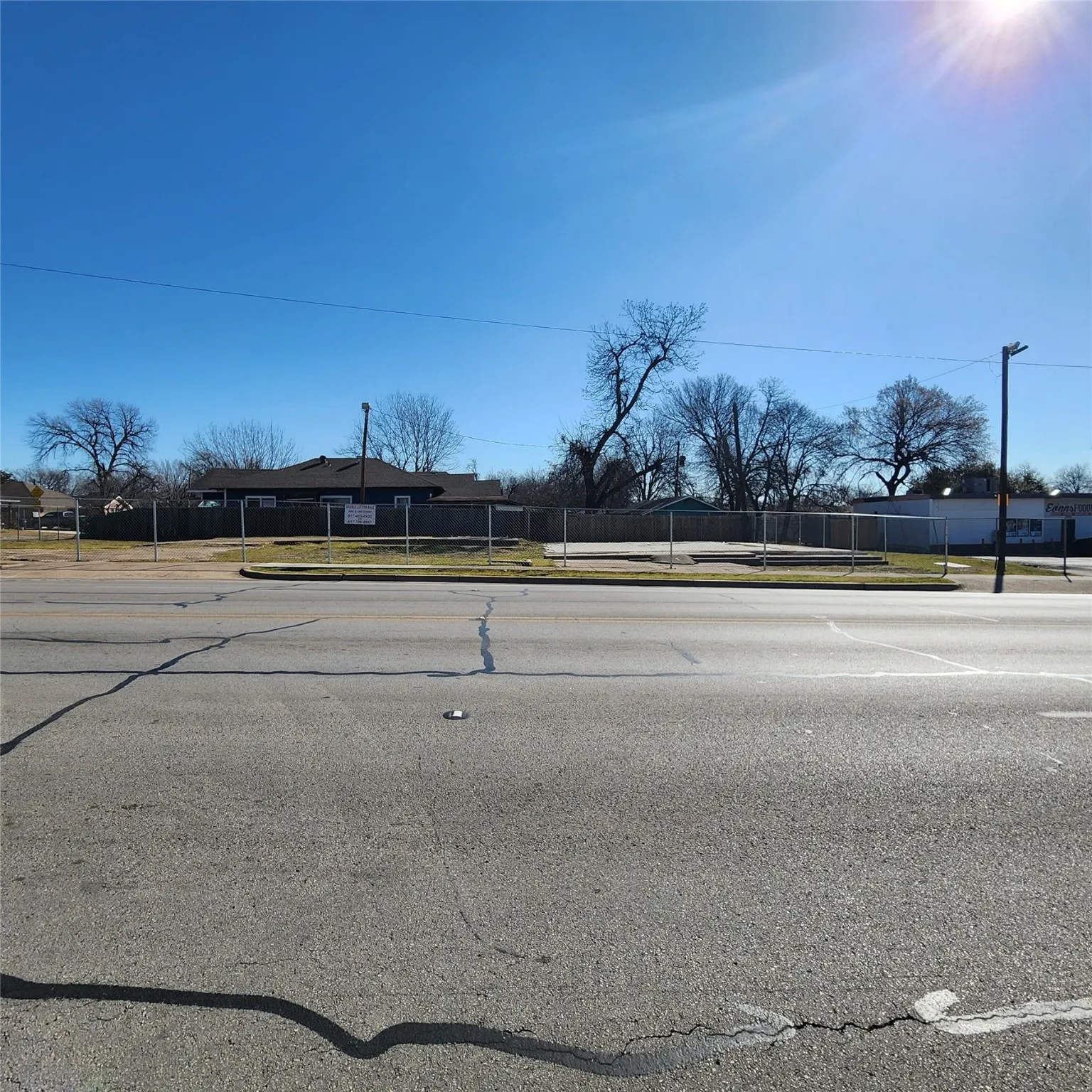 Unimproved Land For Sale in Tarrant County , 2007 Evans Avenue, Fort Worth, Texas 76104, 0, 0, Garage spaces, 0 Sqft, built in 1946, Unknown, mls#20265689, Real Estate Agent in Fort Worth, Homes For Sale in Tarrant county, Homes For Sale in Fort Worth, Realtor in Fort Worth Texas, Real Estate Brokerage Independent Realty Texas, Luminita Cordes Realtor