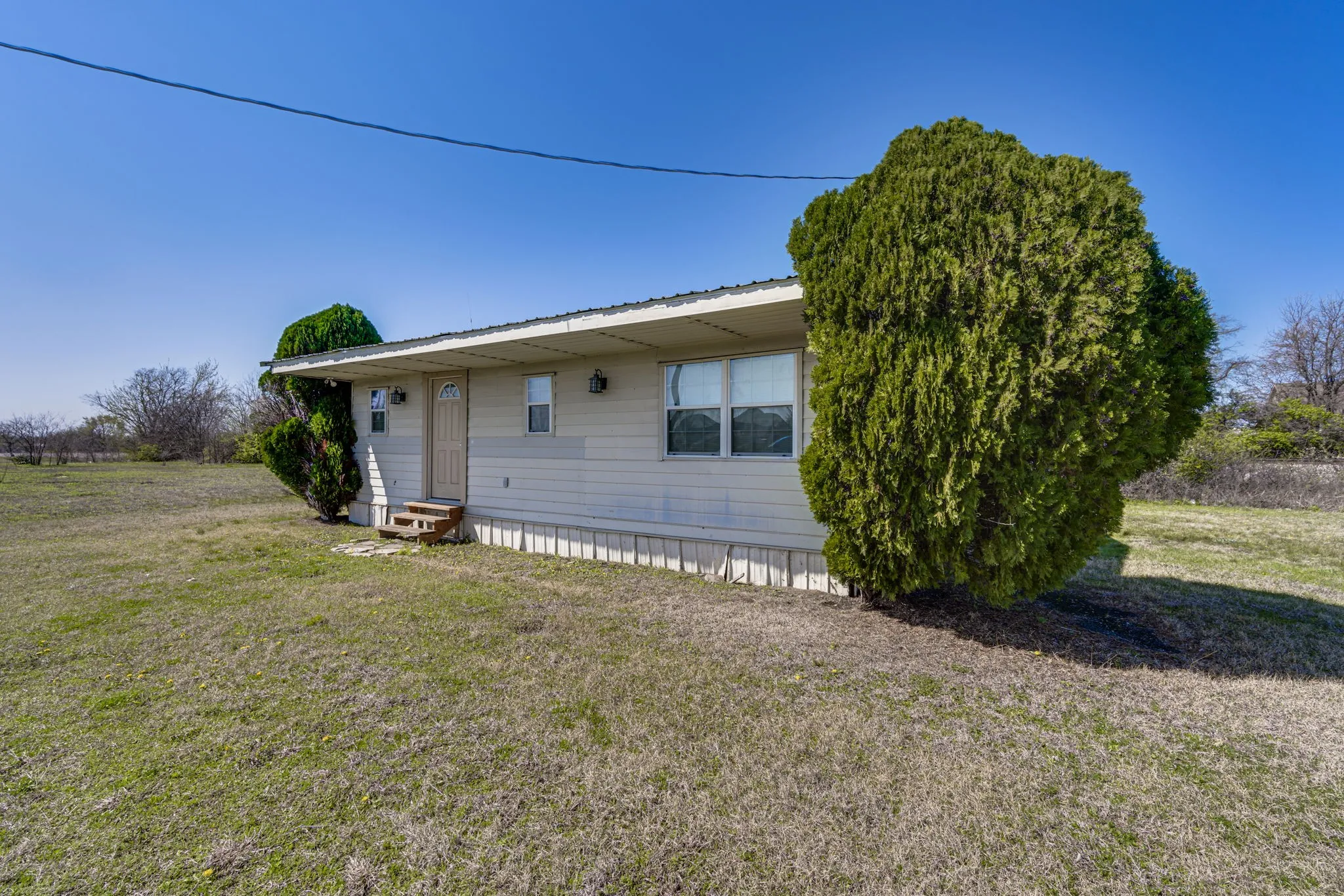 Office For Sale in Ellis County , 329 N State Highway 342, Red Oak, Texas 75154, 0, 0, Garage spaces, 0 Sqft, built in 1980, Preowned, mls#20272680, Real Estate Agent in Red Oak, Homes For Sale in Ellis county, Homes For Sale in Red Oak, Realtor in Red Oak Texas, Real Estate Brokerage Independent Realty Texas, Luminita Cordes Realtor