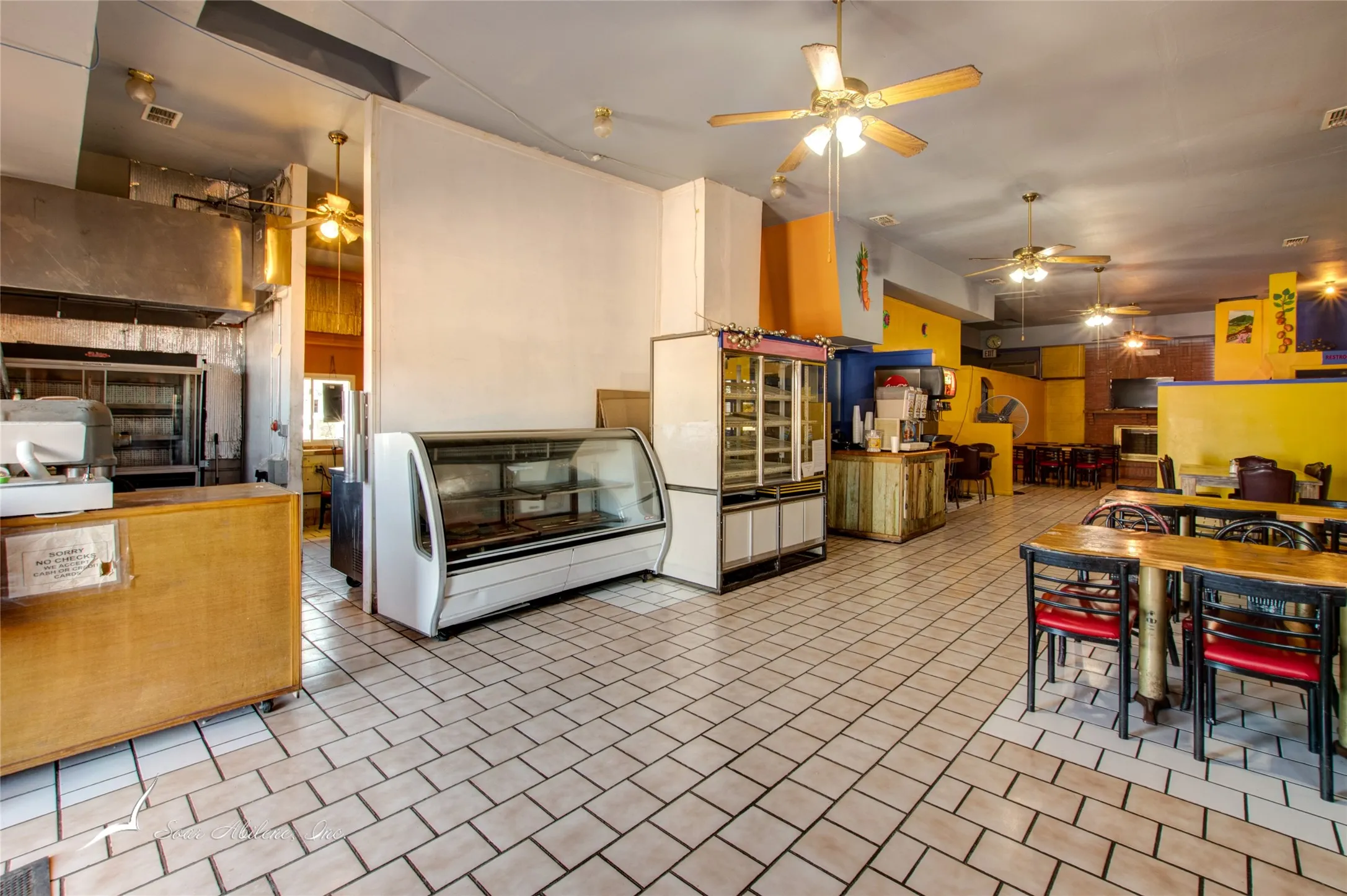 Retail For Sale in Taylor County , 2501 Ambler Avenue, Abilene, Texas 79603, 0, 0, Garage spaces, 0 Sqft, built in 1997, Preowned, Price $400,000, mls#20280003, Real Estate Agent in Abilene, Homes For Sale in Taylor county, Homes For Sale in Abilene, Realtor in Abilene Texas, Real Estate Brokerage Independent Realty Texas, Luminita Cordes Realtor