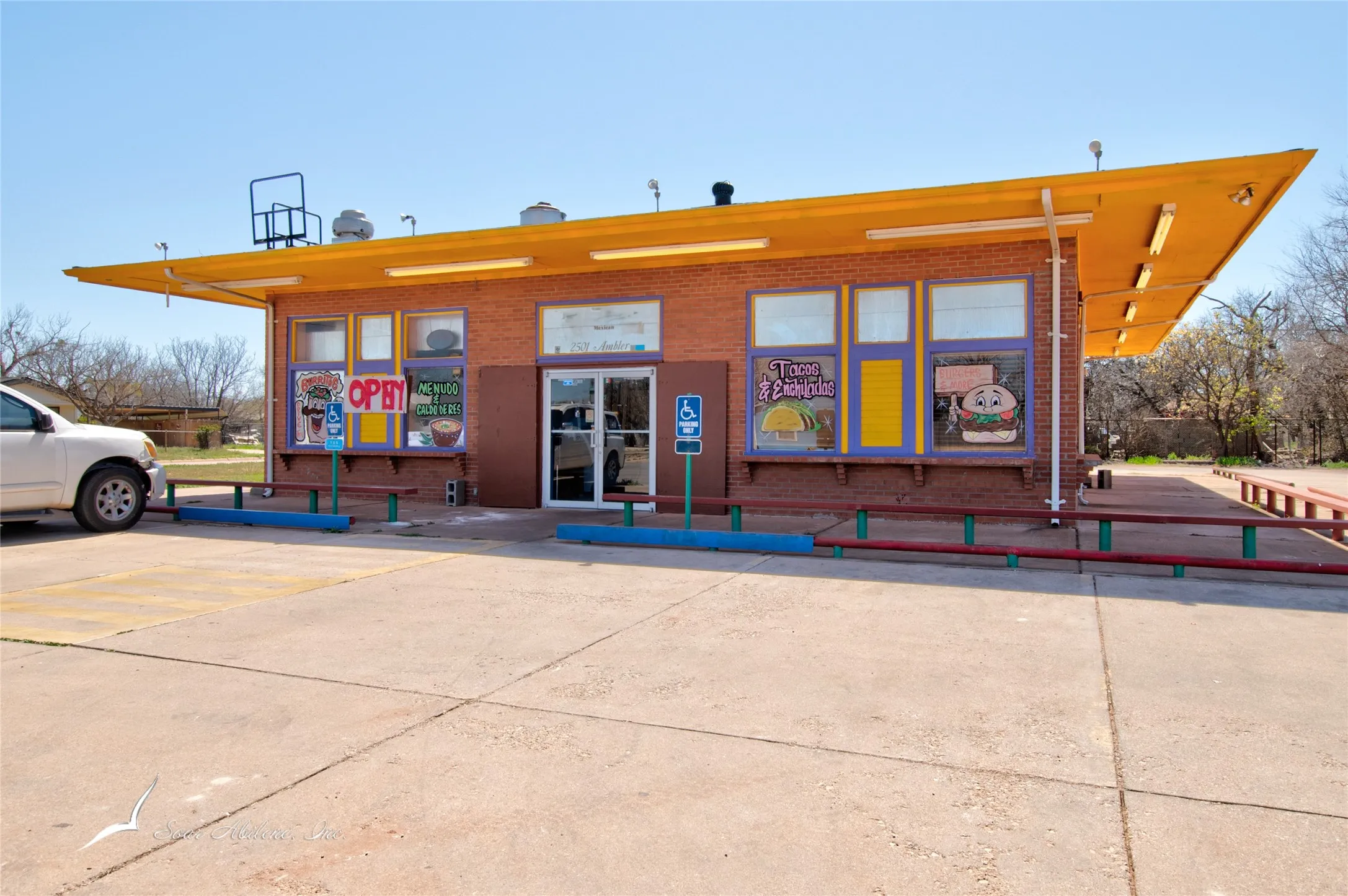 Retail For Sale in Taylor County , 2501 Ambler Avenue, Abilene, Texas 79603, 0, 0, Garage spaces, 0 Sqft, built in 1997, Preowned, Price $400,000, mls#20280003, Real Estate Agent in Abilene, Homes For Sale in Taylor county, Homes For Sale in Abilene, Realtor in Abilene Texas, Real Estate Brokerage Independent Realty Texas, Luminita Cordes Realtor