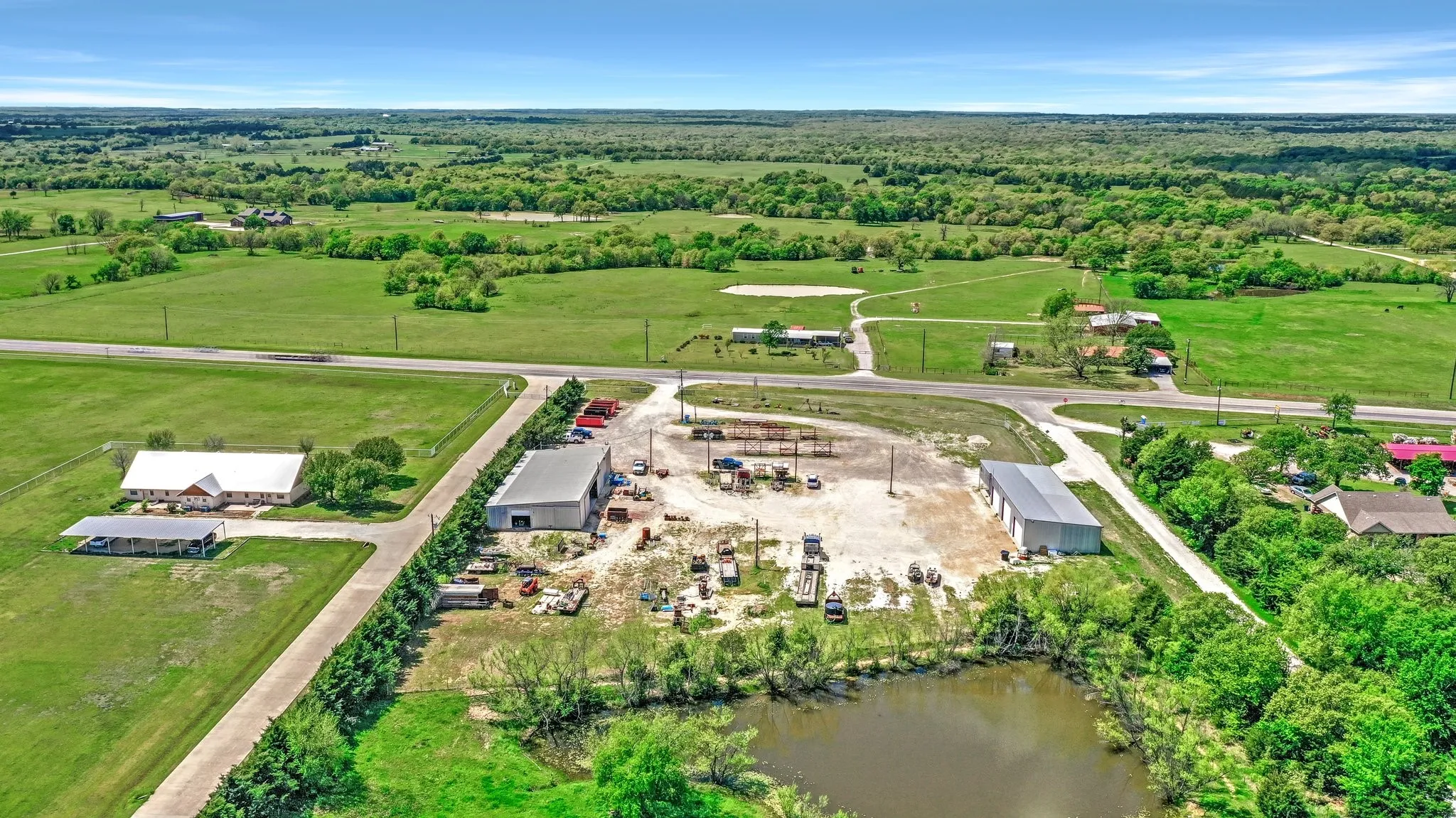 Industrial For Sale in Grayson County , 23350 US Highway 377, Whitesboro, Texas 76273, 0, 0, Garage spaces, 8,000 Sqft, built in 2001, Preowned, mls#20301255, Real Estate Agent in Whitesboro, Homes For Sale in Grayson county, Homes For Sale in Whitesboro, Realtor in Whitesboro Texas, Real Estate Brokerage Independent Realty Texas, Luminita Cordes Realtor