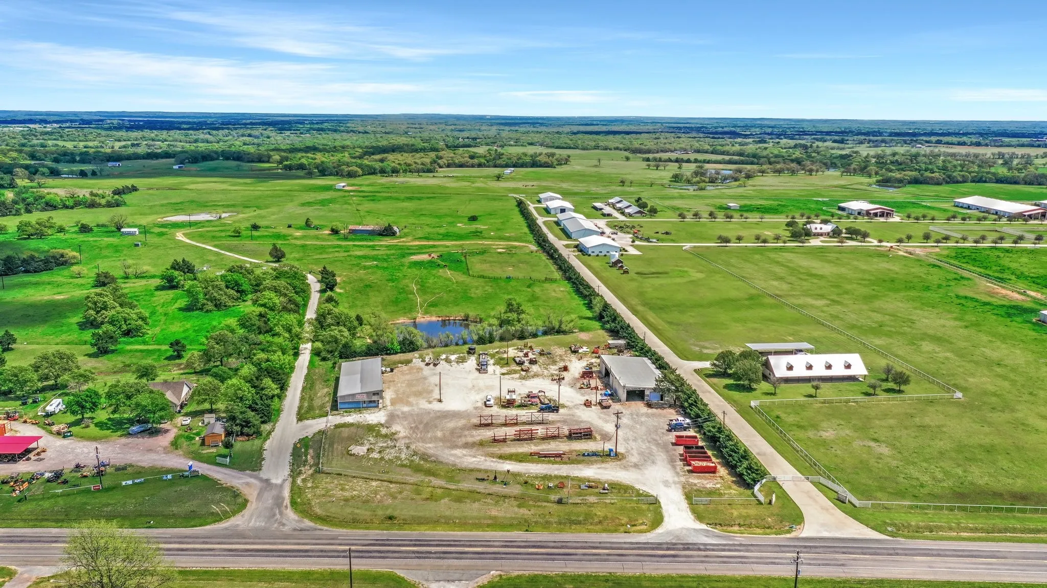 Industrial For Sale in Grayson County , 23350 US Highway 377, Whitesboro, Texas 76273, 0, 0, Garage spaces, 8,000 Sqft, built in 2001, Preowned, mls#20301255, Real Estate Agent in Whitesboro, Homes For Sale in Grayson county, Homes For Sale in Whitesboro, Realtor in Whitesboro Texas, Real Estate Brokerage Independent Realty Texas, Luminita Cordes Realtor