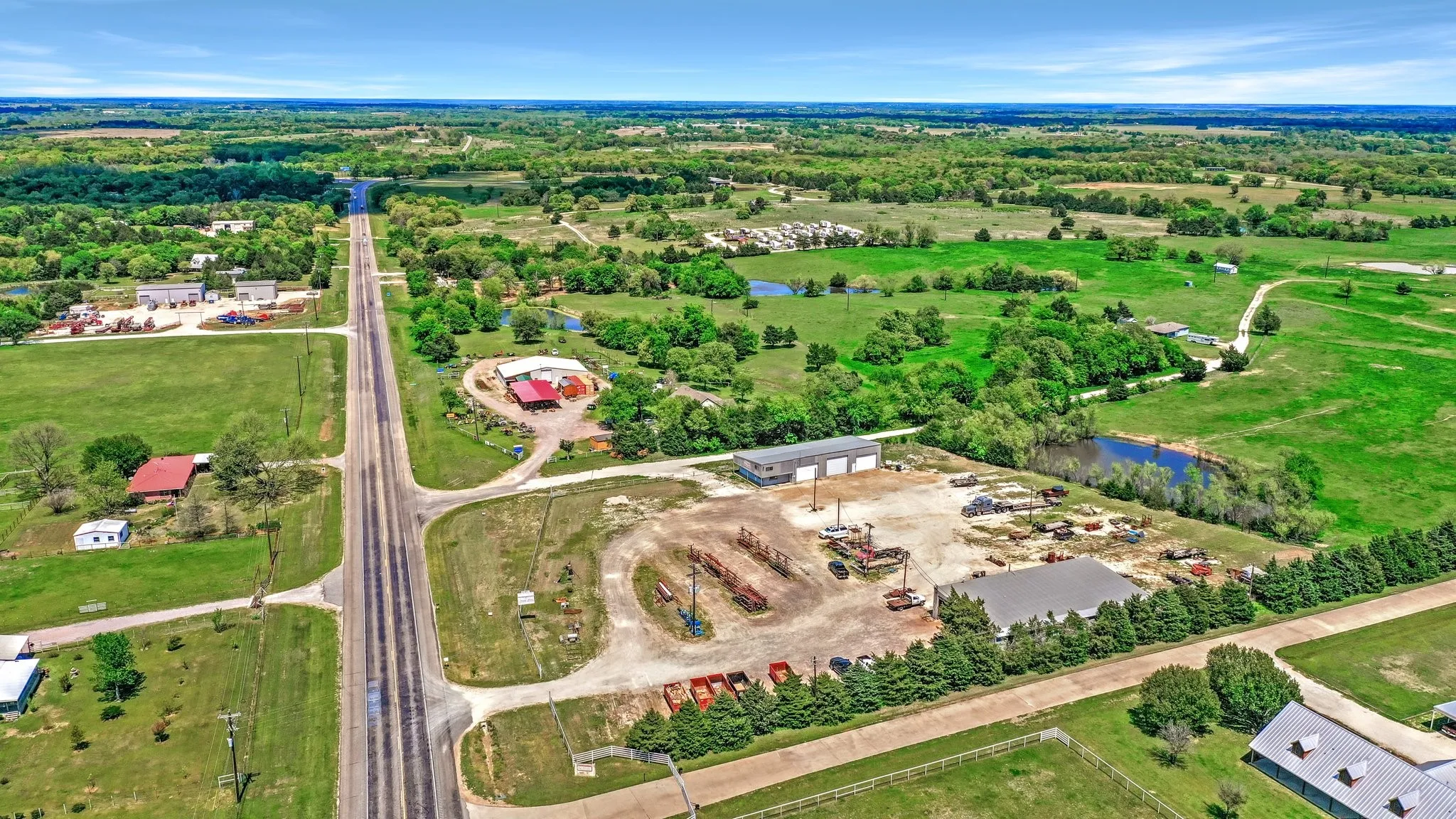 Industrial For Sale in Grayson County , 23350 US Highway 377, Whitesboro, Texas 76273, 0, 0, Garage spaces, 8,000 Sqft, built in 2001, Preowned, mls#20301255, Real Estate Agent in Whitesboro, Homes For Sale in Grayson county, Homes For Sale in Whitesboro, Realtor in Whitesboro Texas, Real Estate Brokerage Independent Realty Texas, Luminita Cordes Realtor