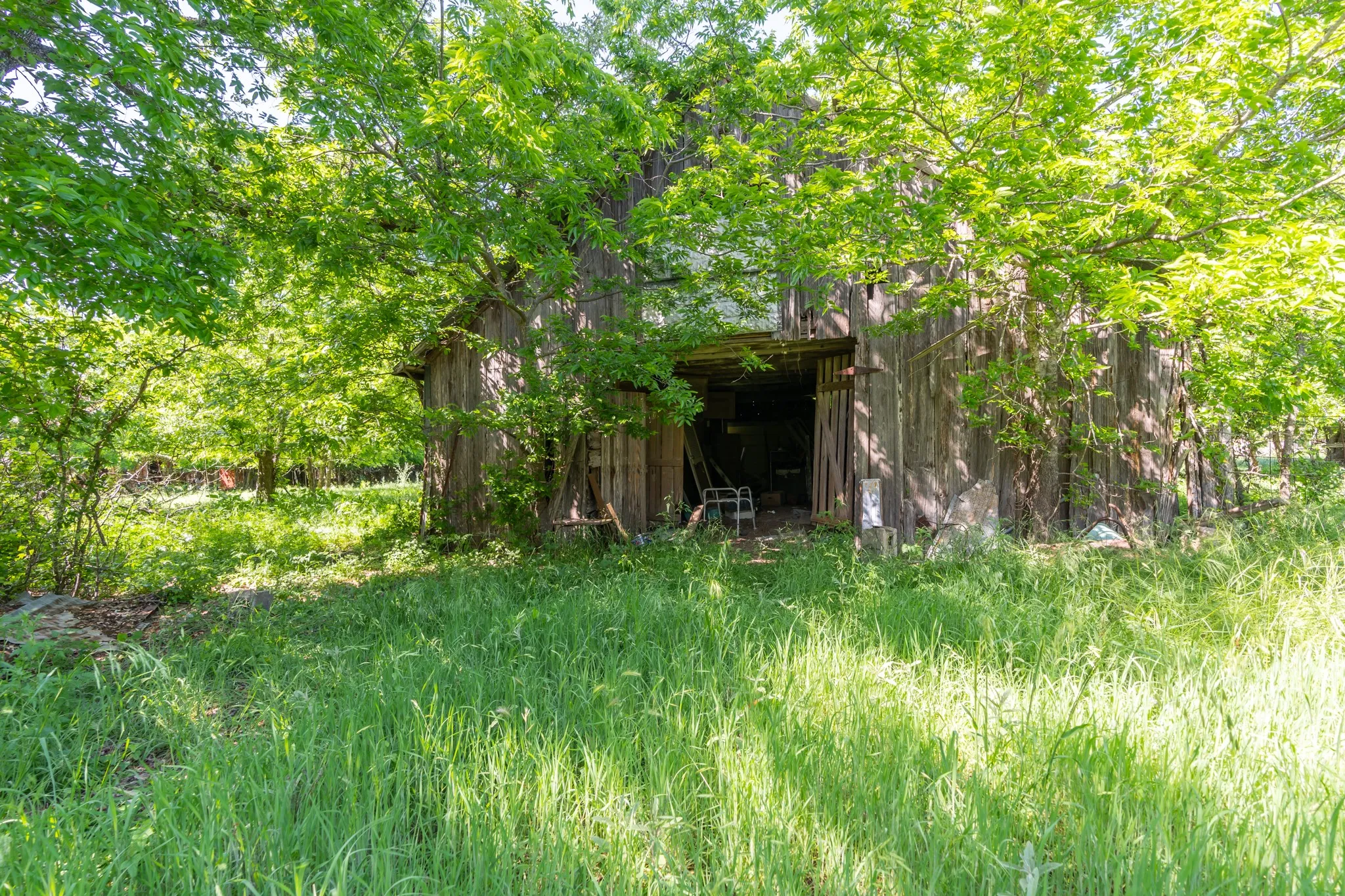 Single Family Residence For Sale in Coryell County , 6630 Fm 183, Evant, Texas 76525, 3 Bedroom, 2 Bathroom, Garage spaces, 1,134 Sqft, built in 1955, Preowned, mls#20316004, Real Estate Agent in Evant, Homes For Sale in Coryell county, Homes For Sale in Evant, Realtor in Evant Texas, Real Estate Brokerage Independent Realty Texas, Luminita Cordes Realtor