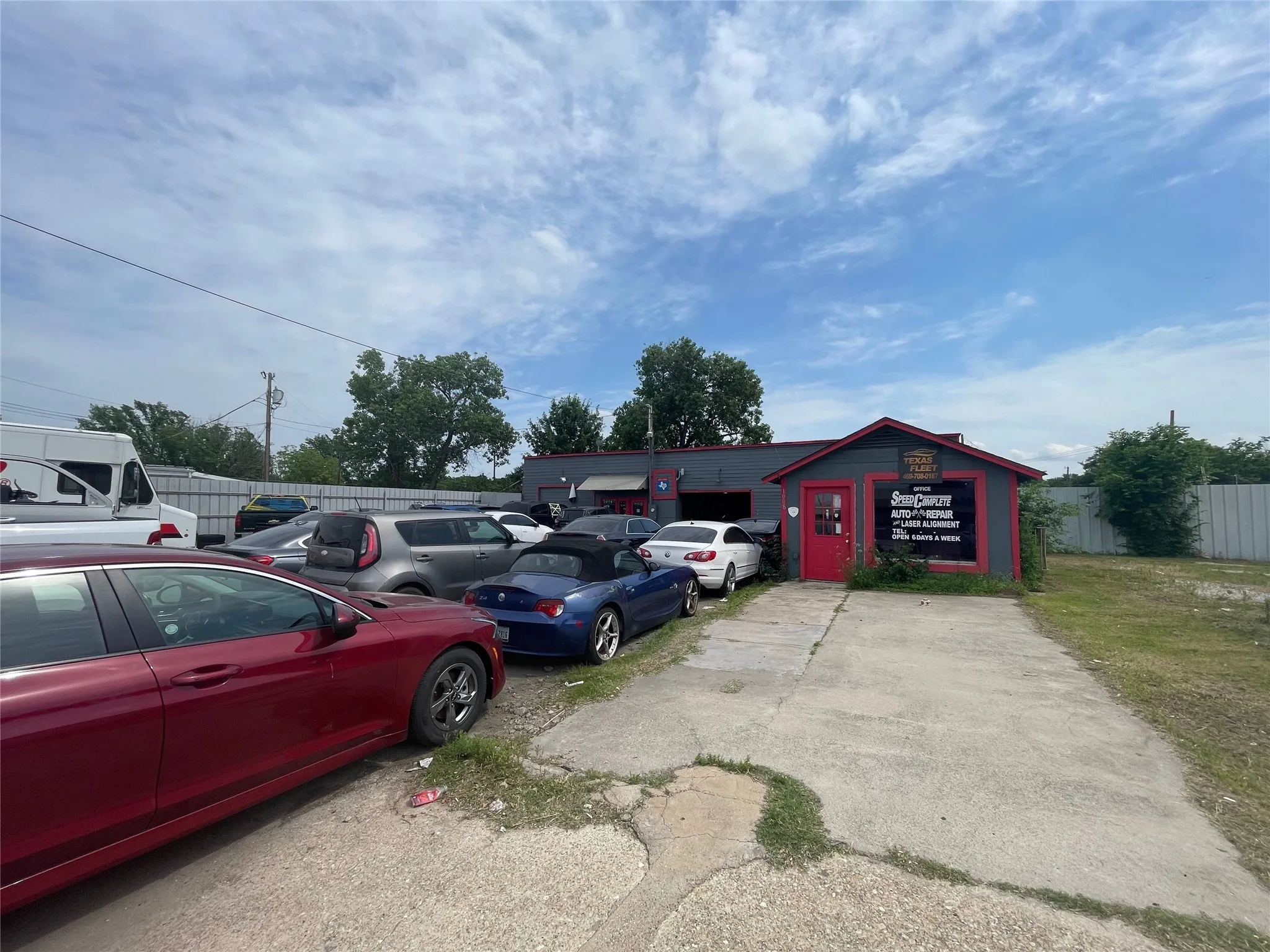Industrial For Sale in Dallas County , 1006 W 6th Street, Irving, Texas 75060, 0, 0, Garage spaces, 0 Sqft, built in 1960, Preowned, Price $1,350,000, mls#20317373, Real Estate Agent in Irving, Homes For Sale in Dallas county, Homes For Sale in Irving, Realtor in Irving Texas, Real Estate Brokerage Independent Realty Texas, Luminita Cordes Realtor