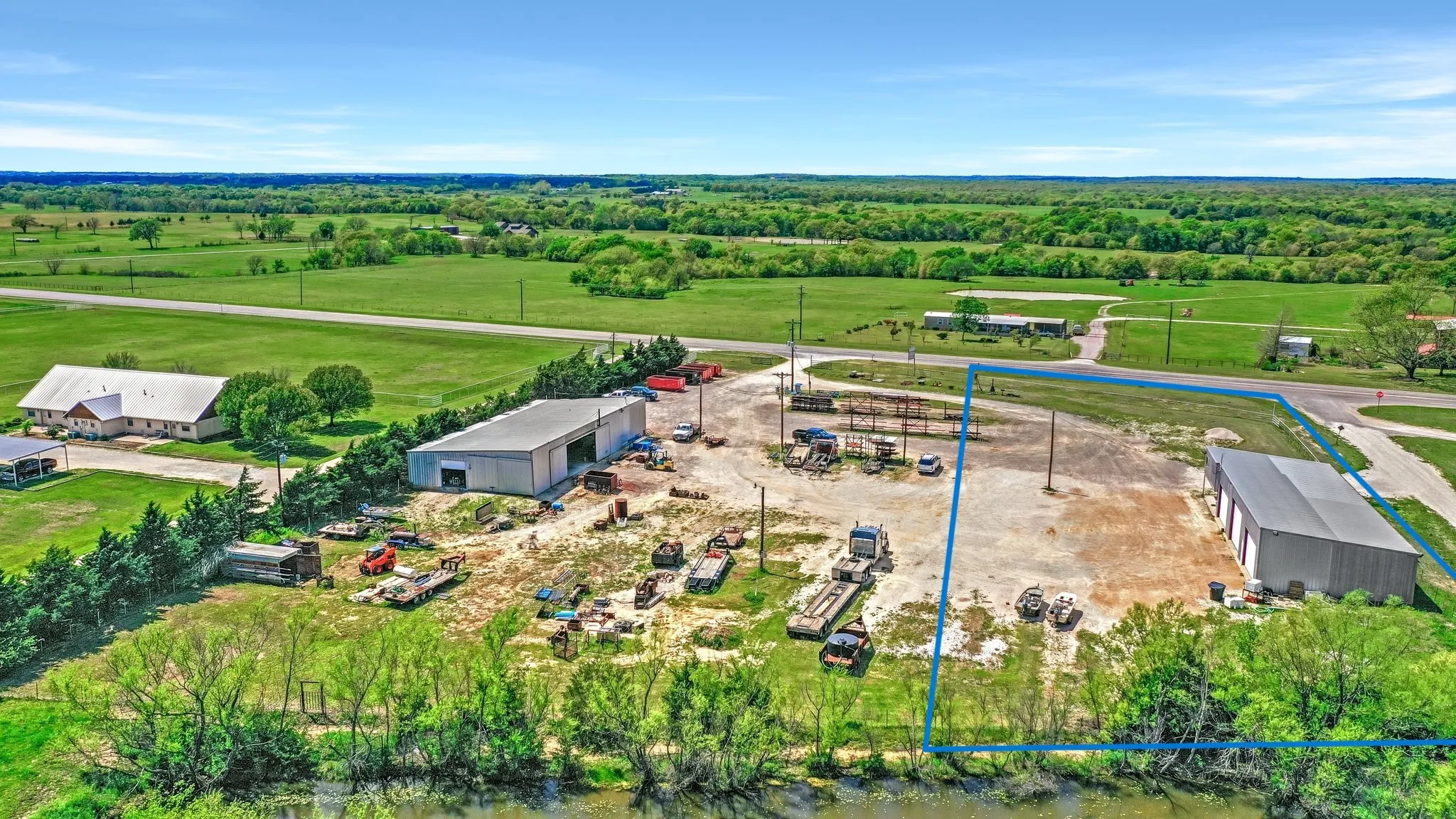 Industrial For Sale in Grayson County , 23350 US Highway 377, Whitesboro, Texas 76273, 0, 0, Garage spaces, 0 Sqft, built in 2001, Preowned, mls#20321580, Real Estate Agent in Whitesboro, Homes For Sale in Grayson county, Homes For Sale in Whitesboro, Realtor in Whitesboro Texas, Real Estate Brokerage Independent Realty Texas, Luminita Cordes Realtor
