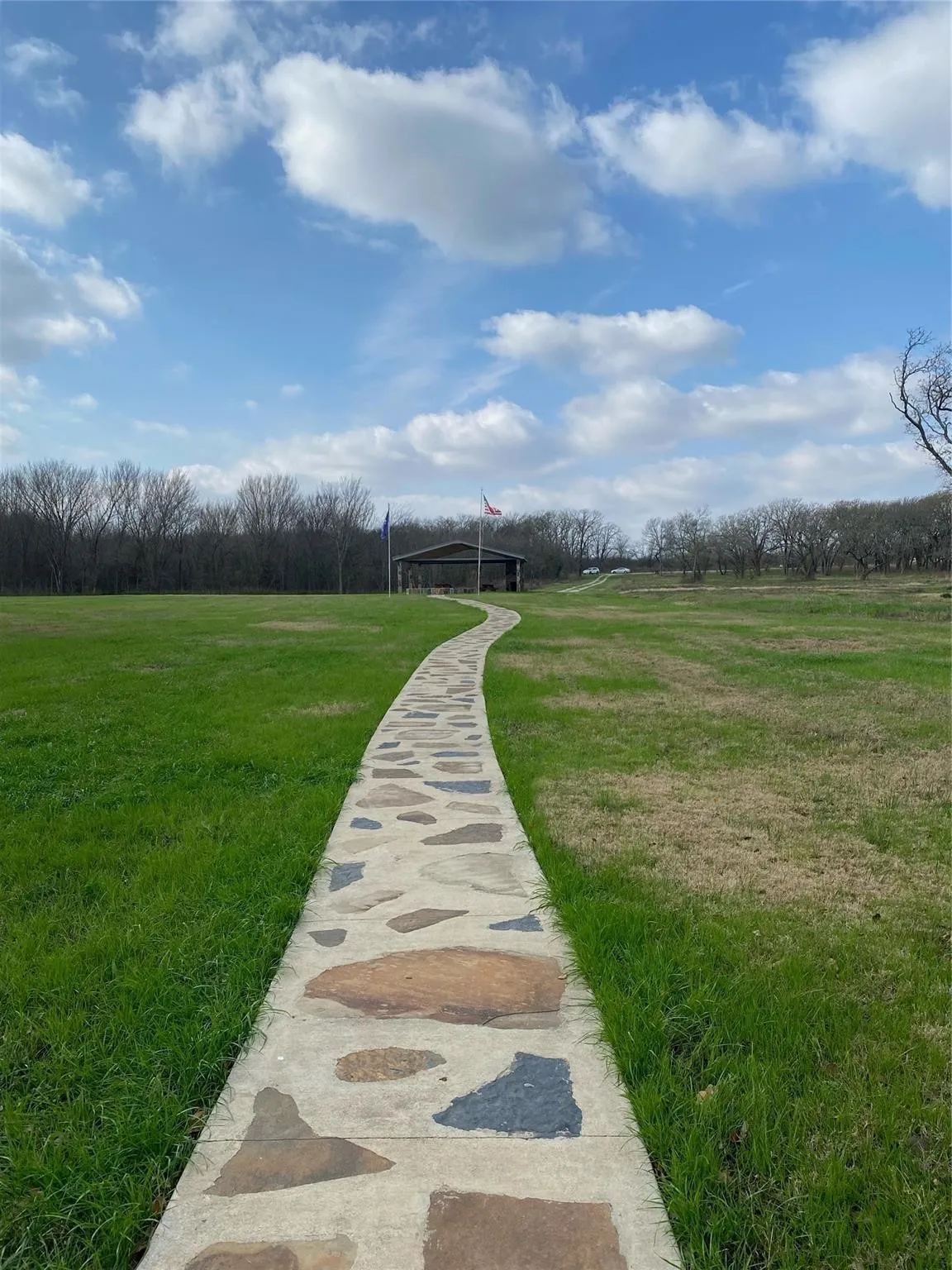 Unimproved Land For Sale in Kaufman County , 9049 W Shoreline Drive, Kemp, Texas 75143, 0, 0, Garage spaces, 0 Sqft, built in 0, mls#20320723, Real Estate Agent in Kemp, Homes For Sale in Kaufman county, Homes For Sale in Kemp, Realtor in Kemp Texas, Real Estate Brokerage Independent Realty Texas, Luminita Cordes Realtor