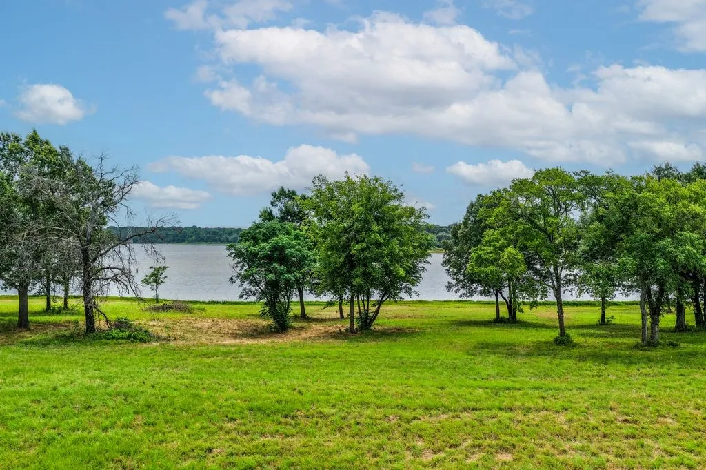 Single Family Residence For Sale in Rains County , 371 Private Road 7327, Emory, Texas 75440, 3 Bedrooms, 3 Bathrooms, Garage spaces, 5,282 Sqft, built in 2026, Proposed, Price $1,355,000, mls#20325915, Real Estate Agent in Emory, Homes For Sale in Rains county, Homes For Sale in Emory, Realtor in Emory Texas, Real Estate Brokerage Independent Realty Texas, Luminita Cordes Realtor