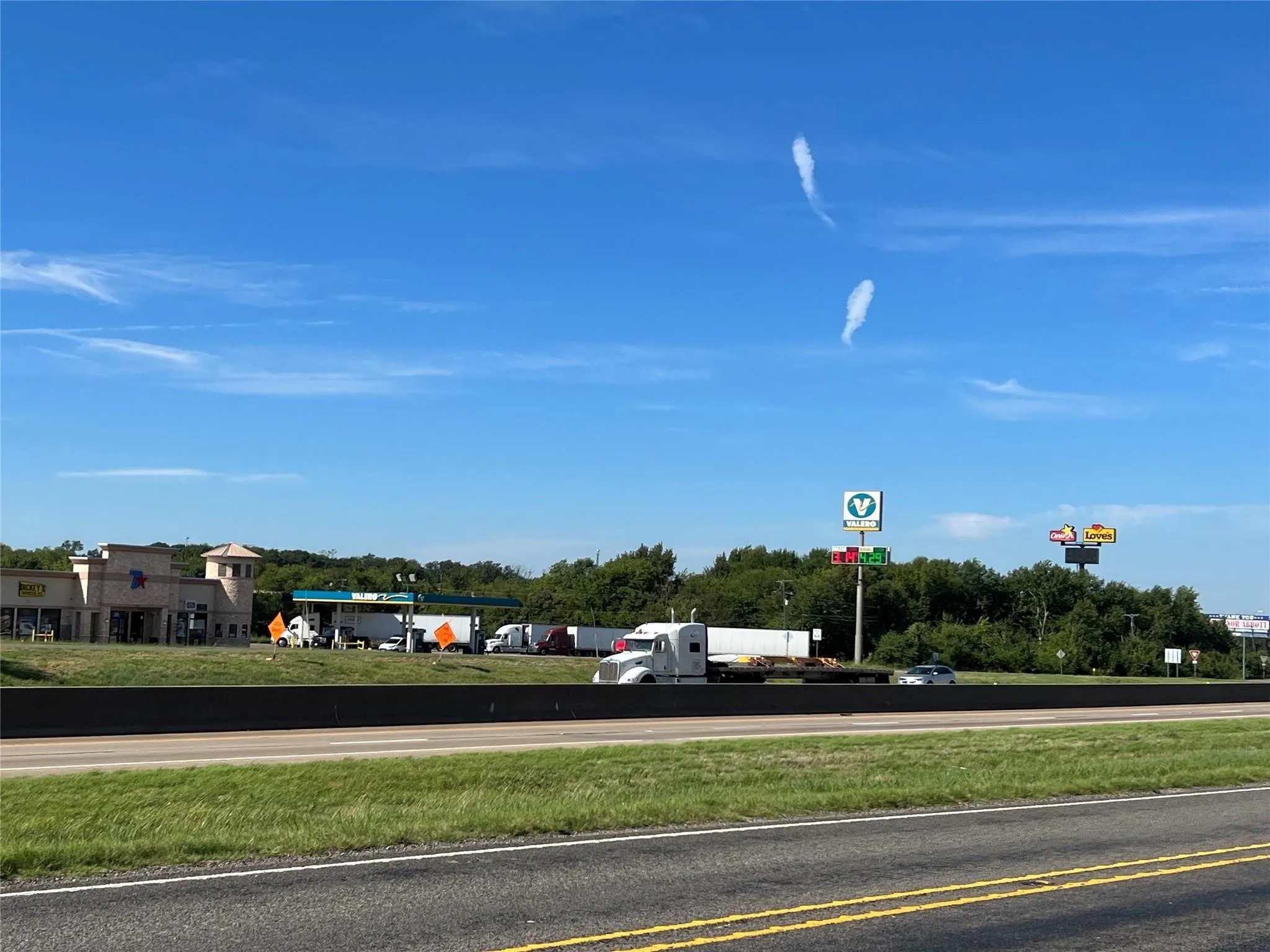 Unimproved Land For Sale in Hopkins County , 6.71AC INTERSTATE HWY 30 Corner, Sulphur Springs, Texas 75482, 0, 0, Garage spaces, 0 Sqft, built in 0, mls#20331591, Real Estate Agent in Sulphur Springs, Homes For Sale in Hopkins county, Homes For Sale in Sulphur Springs, Realtor in Sulphur Springs Texas, Real Estate Brokerage Independent Realty Texas, Luminita Cordes Realtor