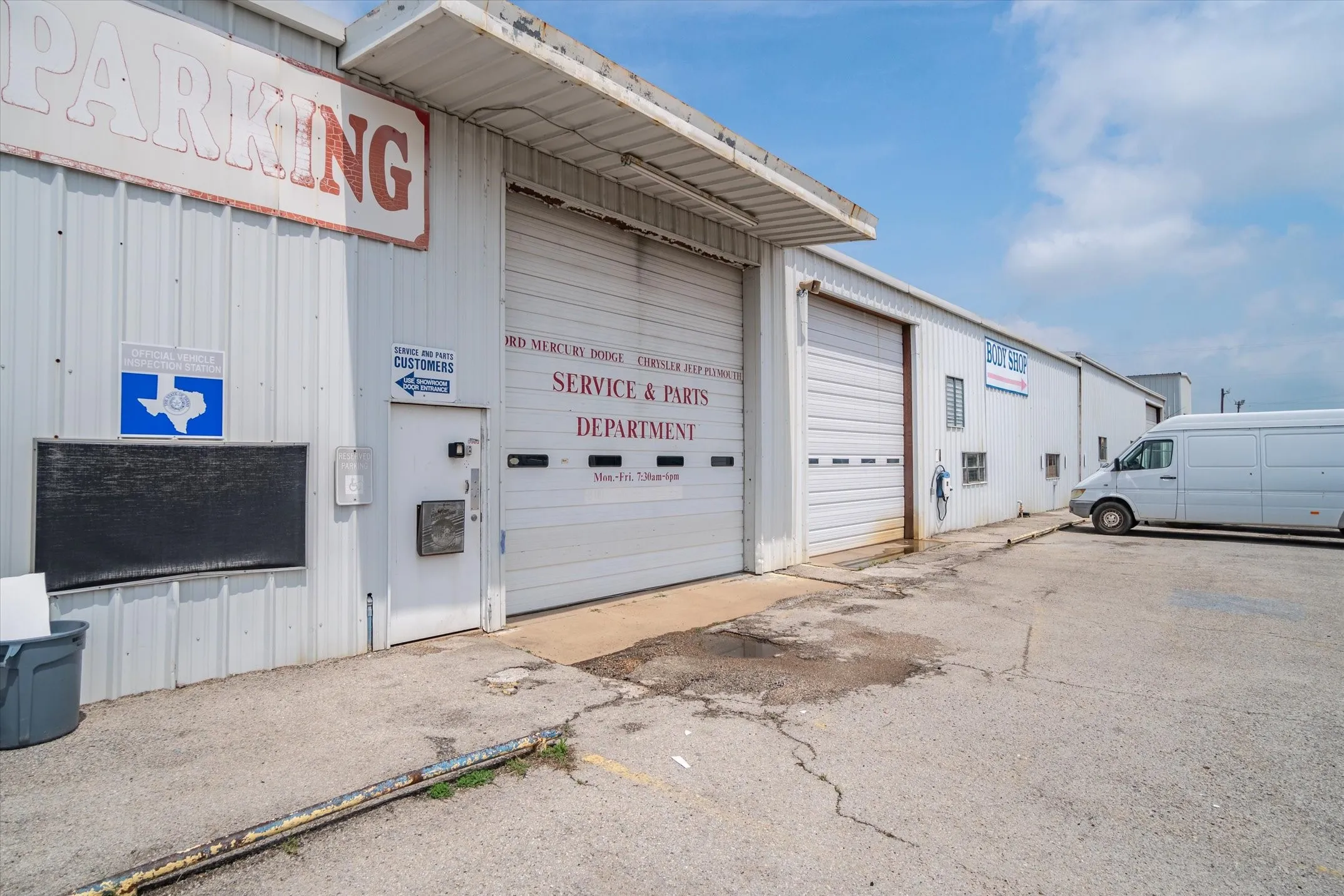 Retail For Sale in Kaufman County , 1608 W Moore Avenue, Terrell, Texas 75160, 0, 0, Garage spaces, 0 Sqft, built in 1963, Preowned, Price $3,900,000, mls#20321787, Real Estate Agent in Terrell, Homes For Sale in Kaufman county, Homes For Sale in Terrell, Realtor in Terrell Texas, Real Estate Brokerage Independent Realty Texas, Luminita Cordes Realtor