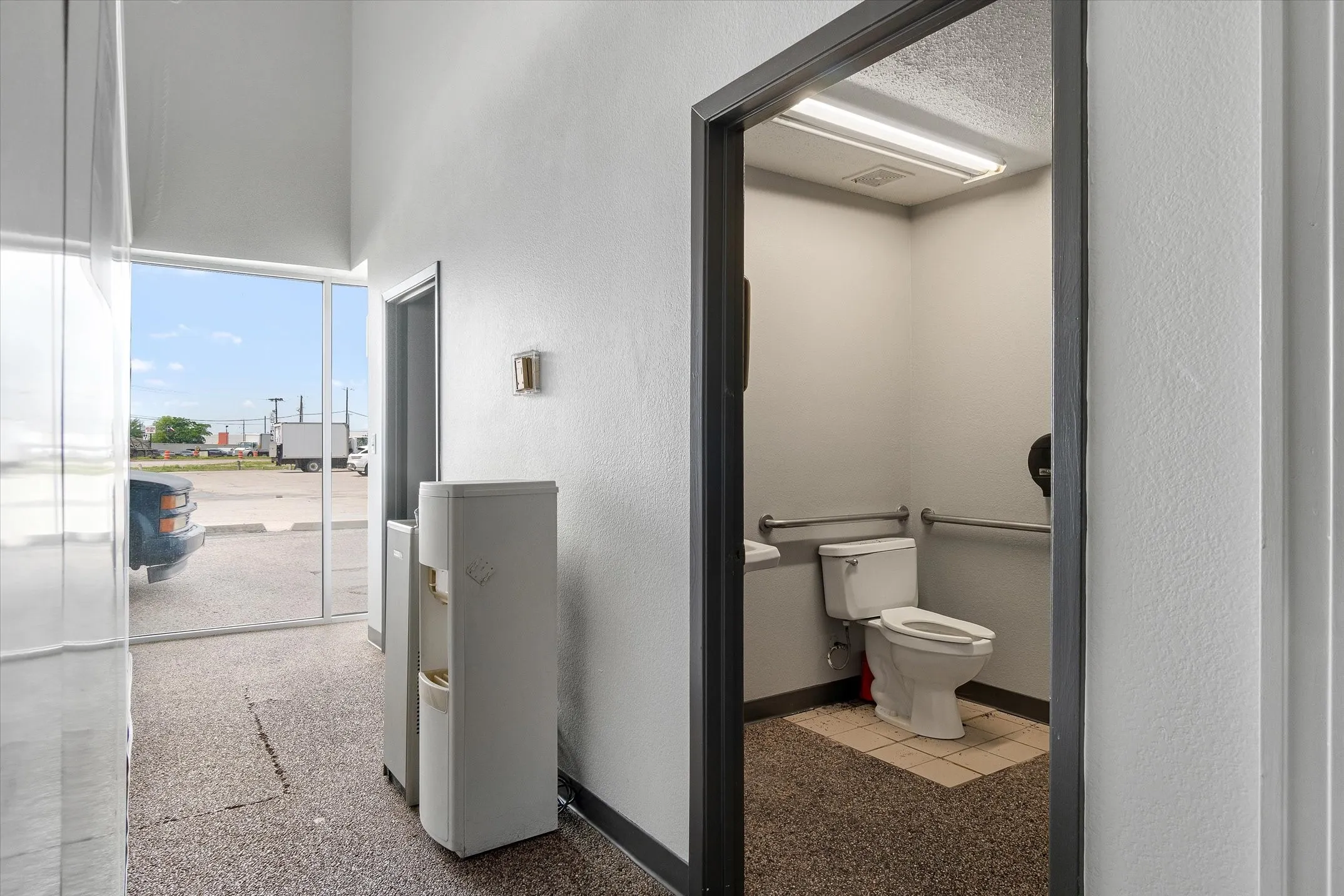 Retail For Sale in Kaufman County , 1608 W Moore Avenue, Terrell, Texas 75160, 0, 0, Garage spaces, 0 Sqft, built in 1963, Preowned, Price $3,900,000, mls#20321787, Real Estate Agent in Terrell, Homes For Sale in Kaufman county, Homes For Sale in Terrell, Realtor in Terrell Texas, Real Estate Brokerage Independent Realty Texas, Luminita Cordes Realtor