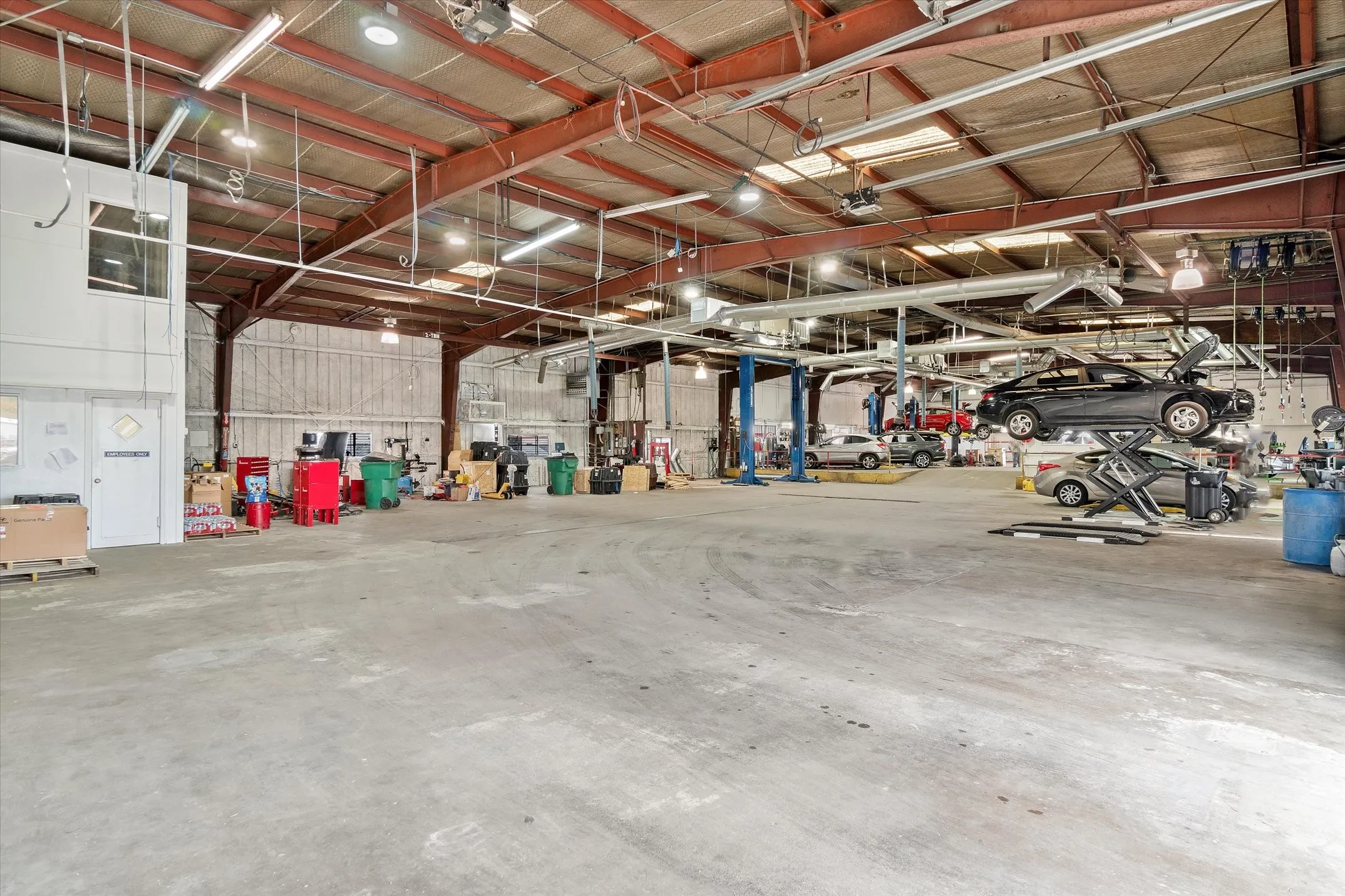 Car service area.
