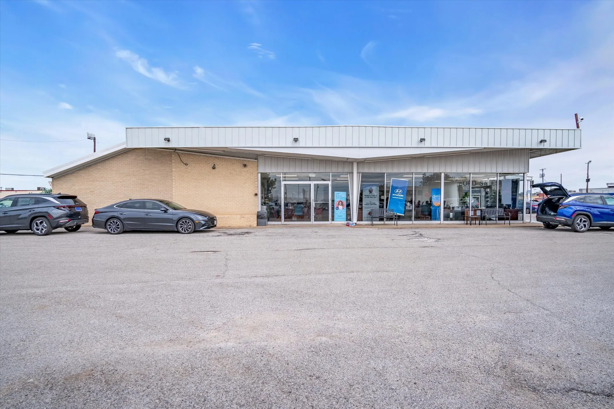 Retail For Sale in Kaufman County , 1608 W Moore Avenue, Terrell, Texas 75160, 0, 0, Garage spaces, 0 Sqft, built in 1963, Preowned, Price $3,900,000, mls#20321787, Real Estate Agent in Terrell, Homes For Sale in Kaufman county, Homes For Sale in Terrell, Realtor in Terrell Texas, Real Estate Brokerage Independent Realty Texas, Luminita Cordes Realtor