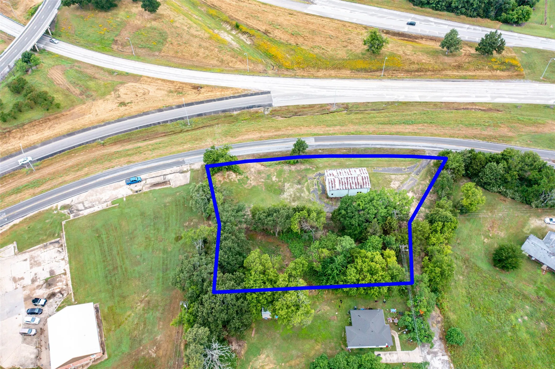 Industrial For Sale in Kaufman County , 1021 W Grove Street, Kaufman, Texas 75142, 0, 0, Garage spaces, 0 Sqft, built in 1900, Preowned, Price $325,000, mls#20350621, Real Estate Agent in Kaufman, Homes For Sale in Kaufman county, Homes For Sale in Kaufman, Realtor in Kaufman Texas, Real Estate Brokerage Independent Realty Texas, Luminita Cordes Realtor