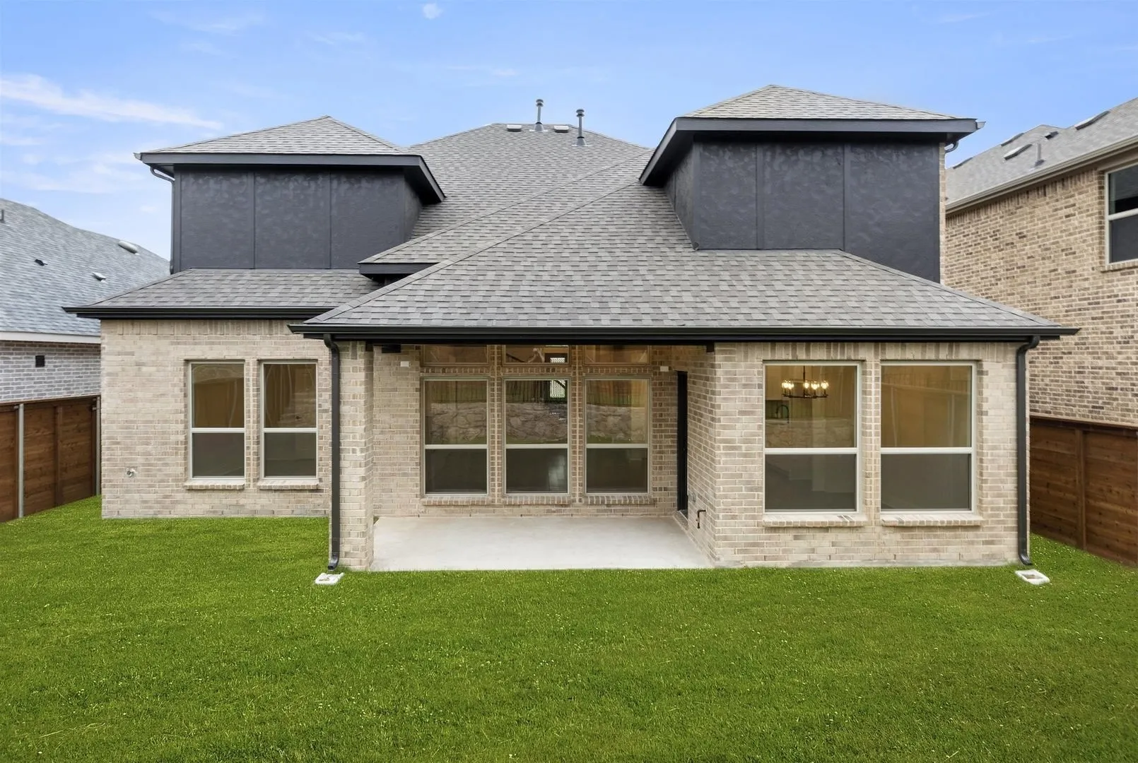 Single Family Residence For Sale in Dallas County , 1909 Fall Creek Cove, Mesquite, Texas 75181, 4 Bedroom, 4 Bathroom, 2 Garage spaces, 3,142 Sqft, built in 2025, New Construction - Complete, mls#20371871, Real Estate Agent in Mesquite, Homes For Sale in Dallas county, Homes For Sale in Mesquite, Realtor in Mesquite Texas, Real Estate Brokerage Independent Realty Texas, Luminita Cordes Realtor