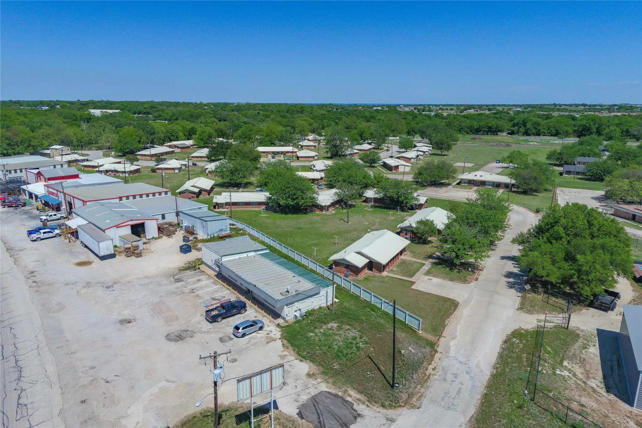 Business For Sale in Erath County , 641 S Patrick Street, Dublin, Texas 76446, 0, 0, Garage spaces, 2,550 Sqft, built in 0, Preowned, mls#20372984, Real Estate Agent in Dublin, Homes For Sale in Erath county, Homes For Sale in Dublin, Realtor in Dublin Texas, Real Estate Brokerage Independent Realty Texas, Luminita Cordes Realtor