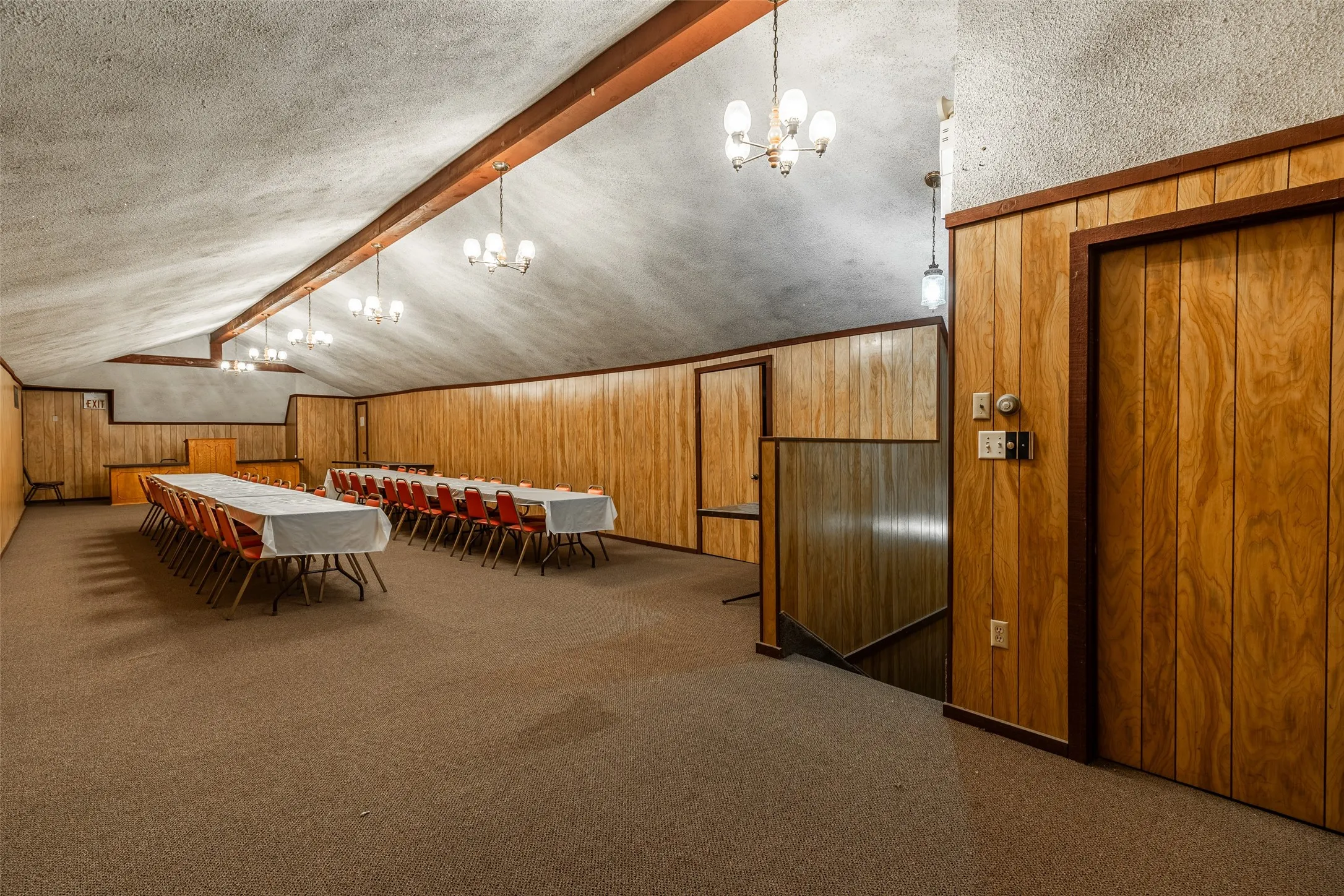 Business For Sale in Hill County , 212 S Hickory Street, Abbott, Texas 76621, 0, 0, Garage spaces, 8,351 Sqft, built in 1965, Preowned, mls#20381908, Real Estate Agent in Abbott, Homes For Sale in Hill county, Homes For Sale in Abbott, Realtor in Abbott Texas, Real Estate Brokerage Independent Realty Texas, Luminita Cordes Realtor