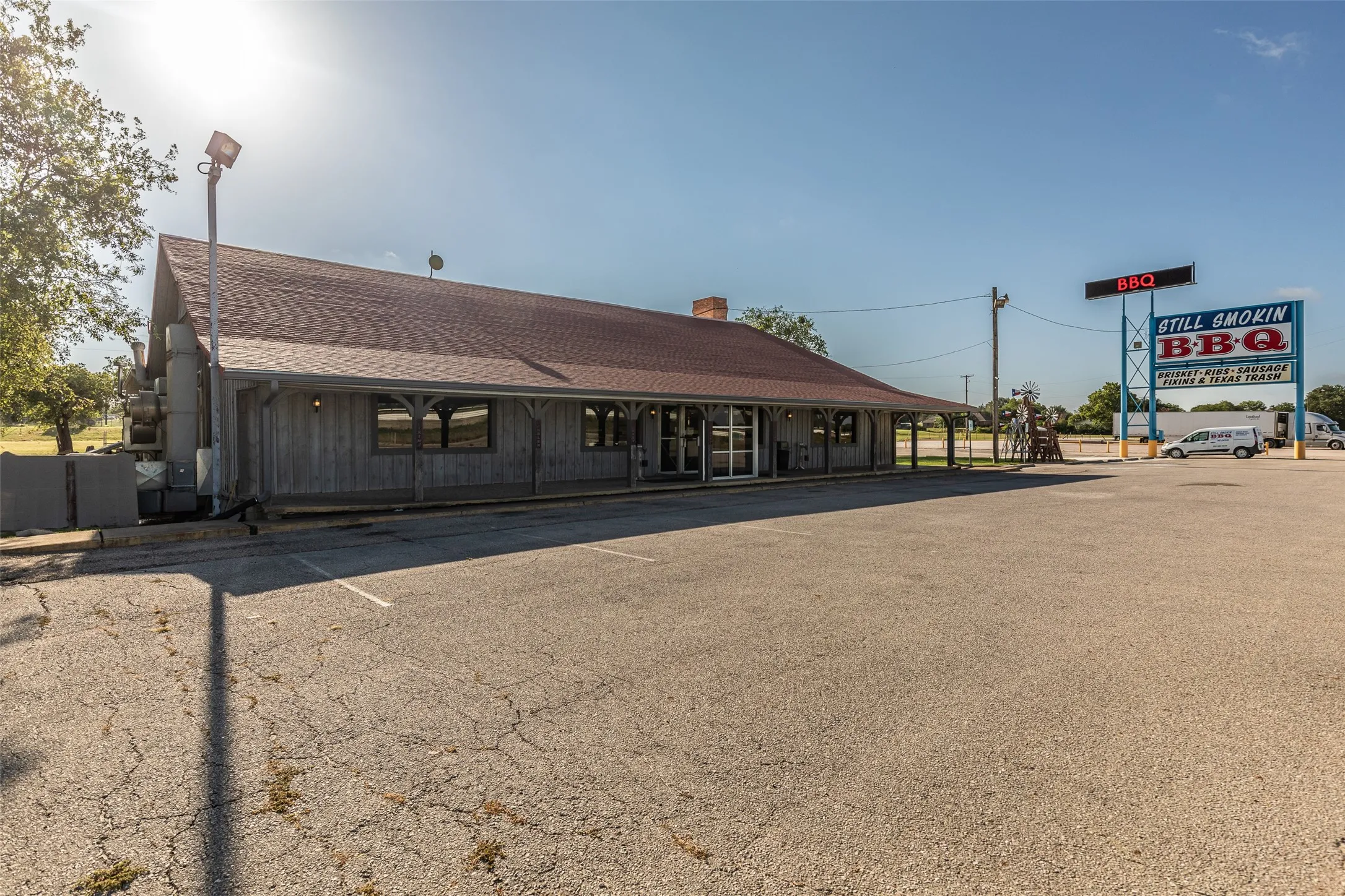 Business For Sale in Hill County , 212 S Hickory Street, Abbott, Texas 76621, 0, 0, Garage spaces, 8,351 Sqft, built in 1965, Preowned, mls#20381908, Real Estate Agent in Abbott, Homes For Sale in Hill county, Homes For Sale in Abbott, Realtor in Abbott Texas, Real Estate Brokerage Independent Realty Texas, Luminita Cordes Realtor