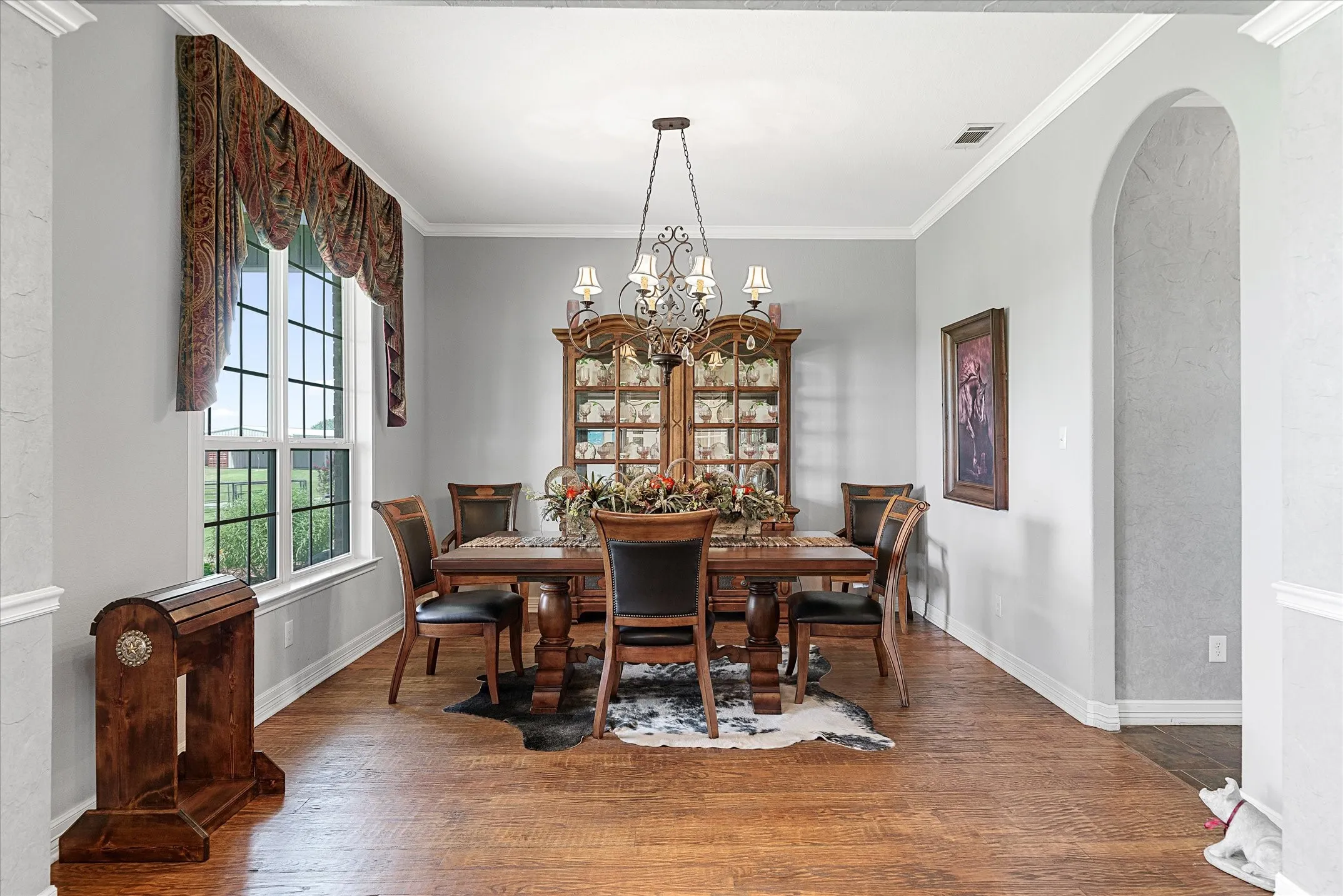 Formal Dining