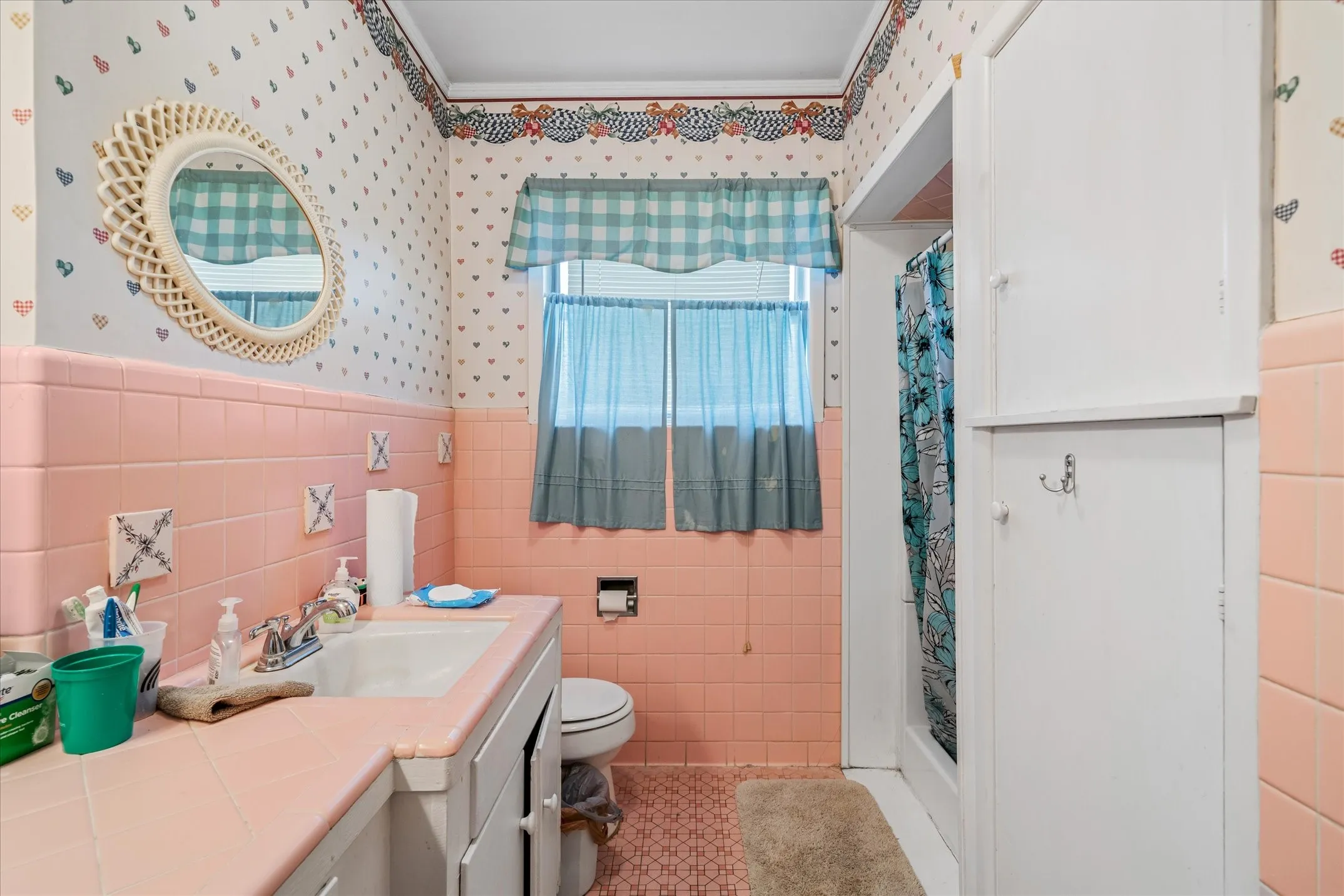 guest house bath