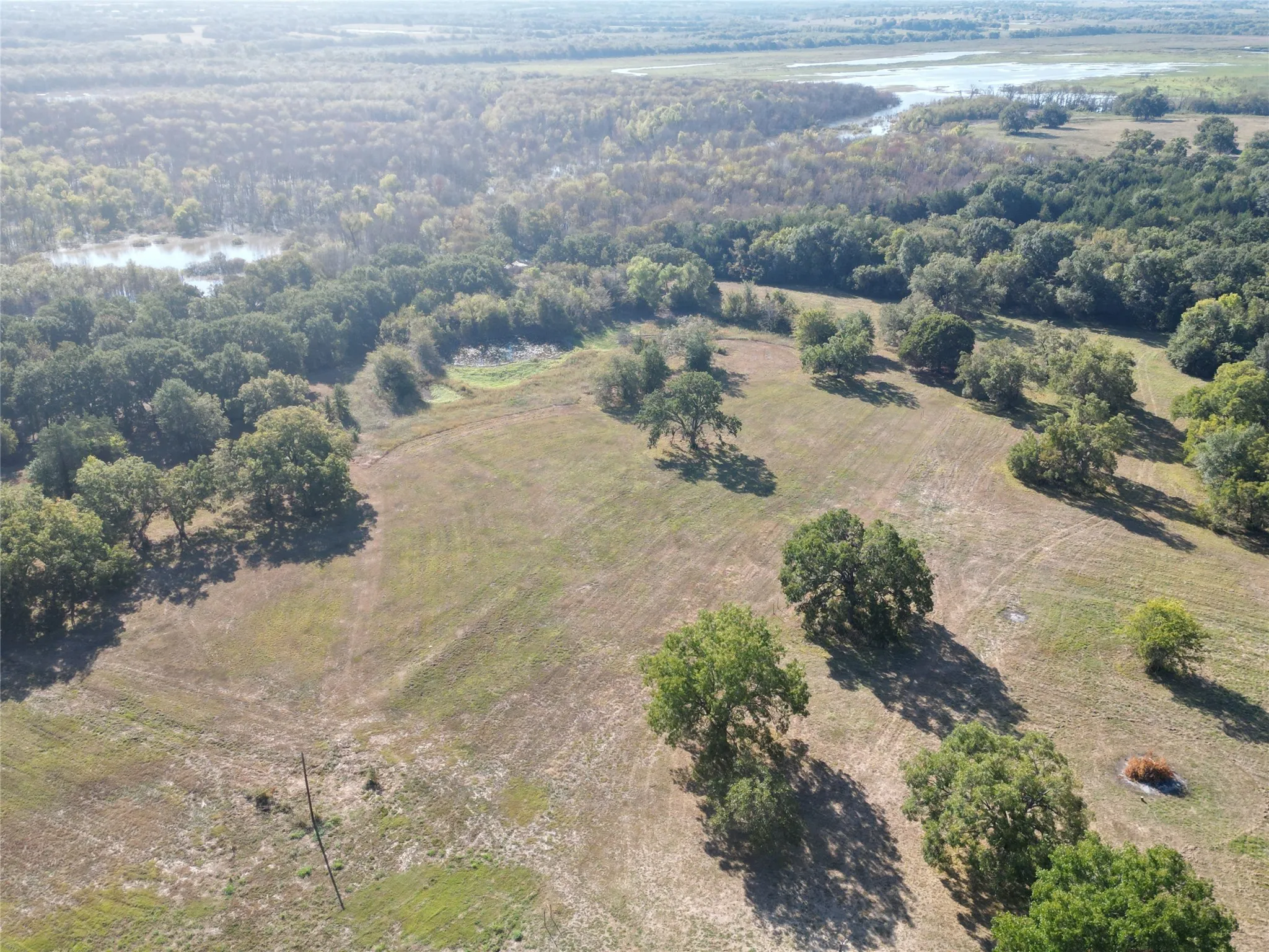 Ranch For Sale in Fannin County , 2102 County Road 2610, Bonham, Texas 75418, 0, 0, Garage spaces, 0 Sqft, built in 1965, mls#20399154, Real Estate Agent in Bonham, Homes For Sale in Fannin county, Homes For Sale in Bonham, Realtor in Bonham Texas, Real Estate Brokerage Independent Realty Texas, Luminita Cordes Realtor