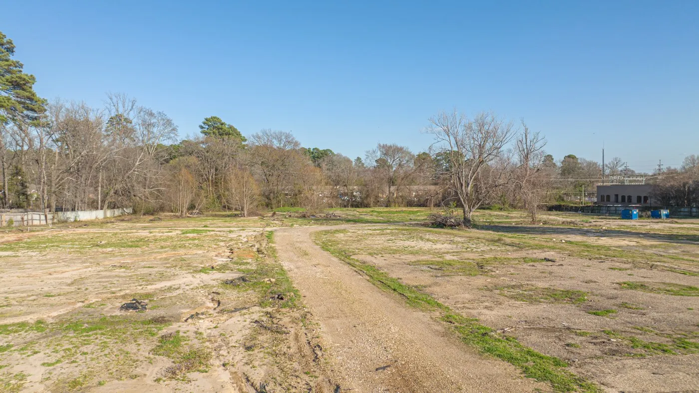 Unimproved Land For Sale in Gregg County , 2100 Judson Road, Longview, Texas 75605, 0, 0, Garage spaces, 0 Sqft, built in 0, Price $2,475,000, mls#20405121, Real Estate Agent in Longview, Homes For Sale in Gregg county, Homes For Sale in Longview, Realtor in Longview Texas, Real Estate Brokerage Independent Realty Texas, Luminita Cordes Realtor