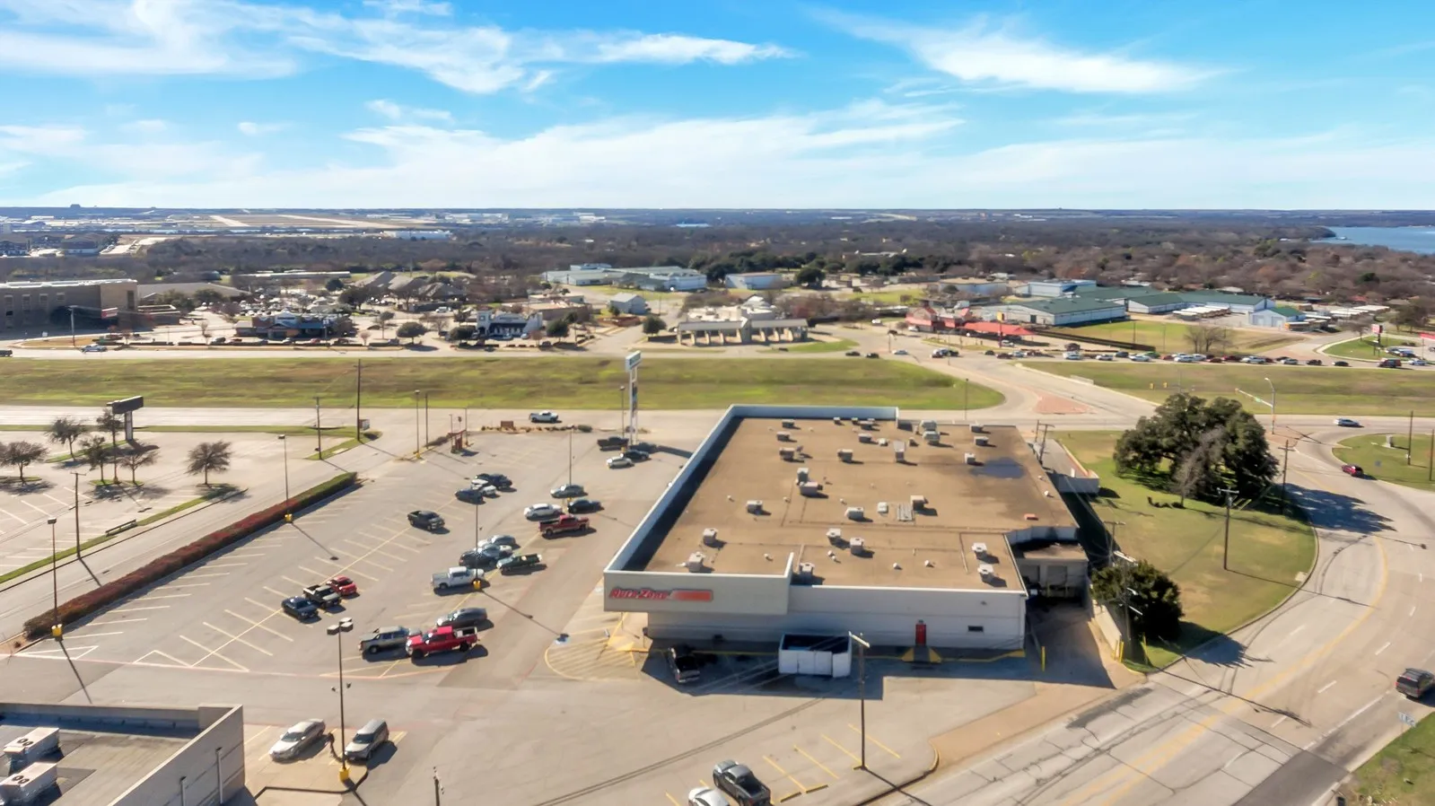 Office For Sale in Tarrant County , 6712 Azle Avenue, Lake Worth, Texas 76135, 0, 0, Garage spaces, 0 Sqft, built in 1950, Preowned, mls#20406219, Real Estate Agent in Lake Worth, Homes For Sale in Tarrant county, Homes For Sale in Lake Worth, Realtor in Lake Worth Texas, Real Estate Brokerage Independent Realty Texas, Luminita Cordes Realtor